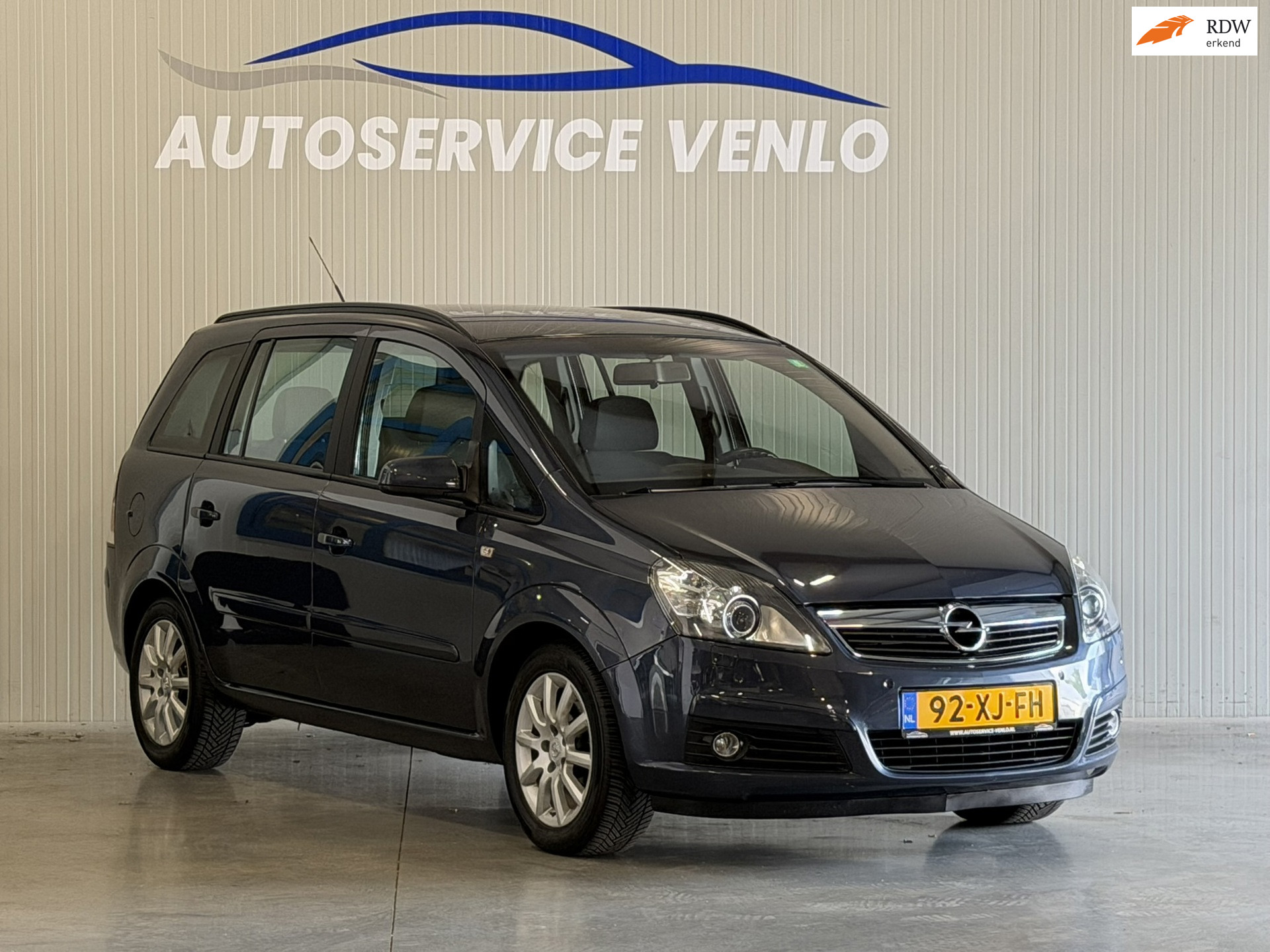 Opel Zafira 1.8 Temptation 7persoons Luxe | Nieuwe APK + Grote beurt 2007 - voorkant