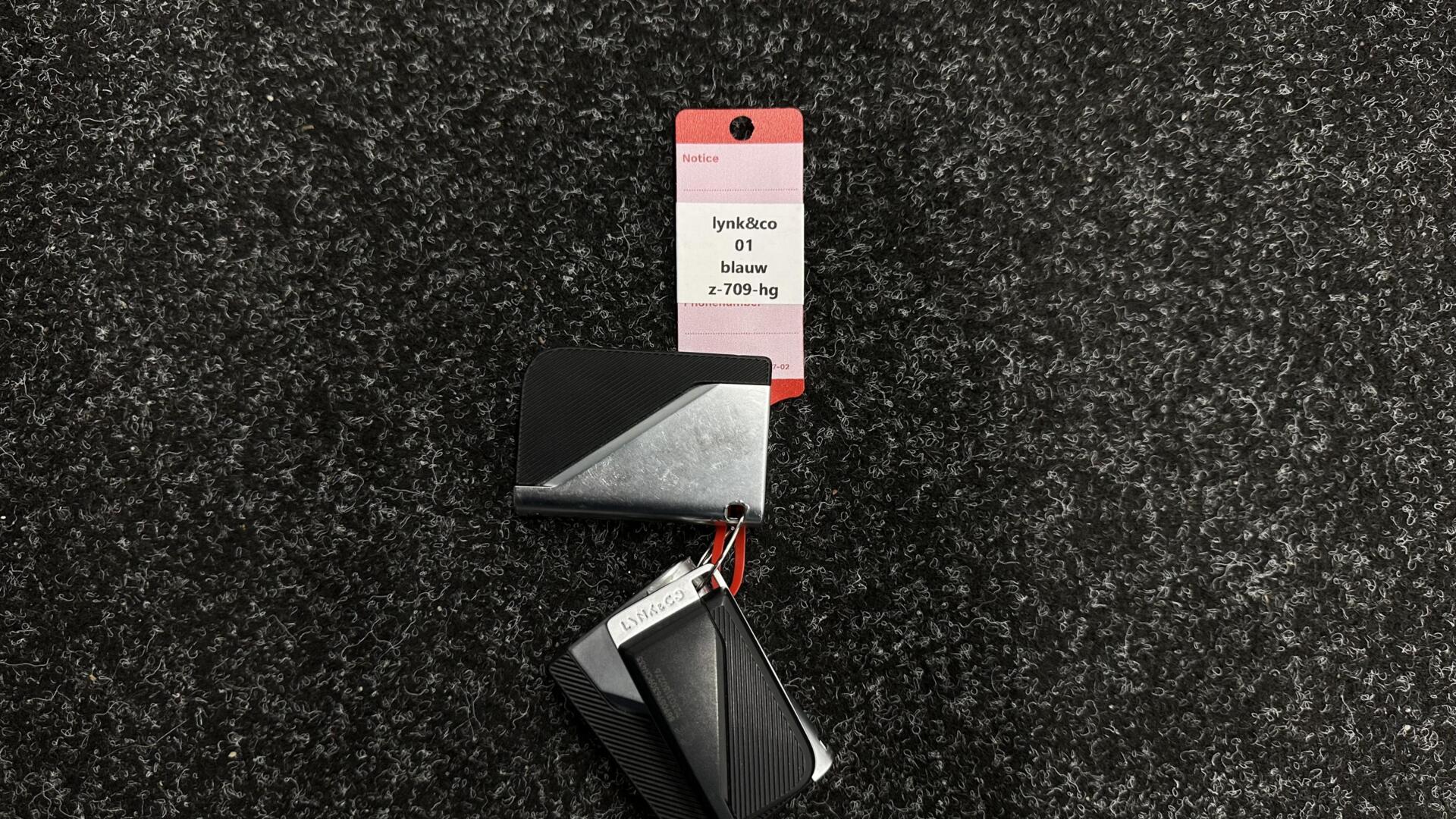 Foto van LYNK & Co 01