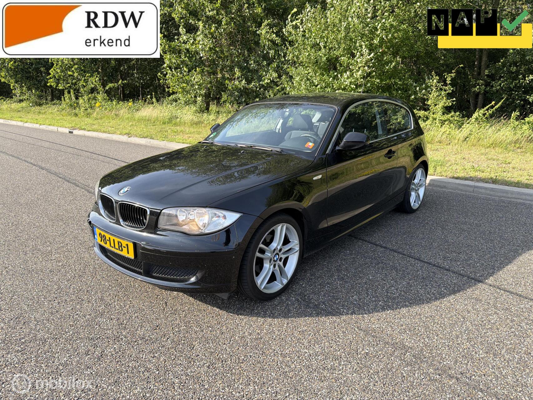 BMW 116i 116i 2010 - voorkant