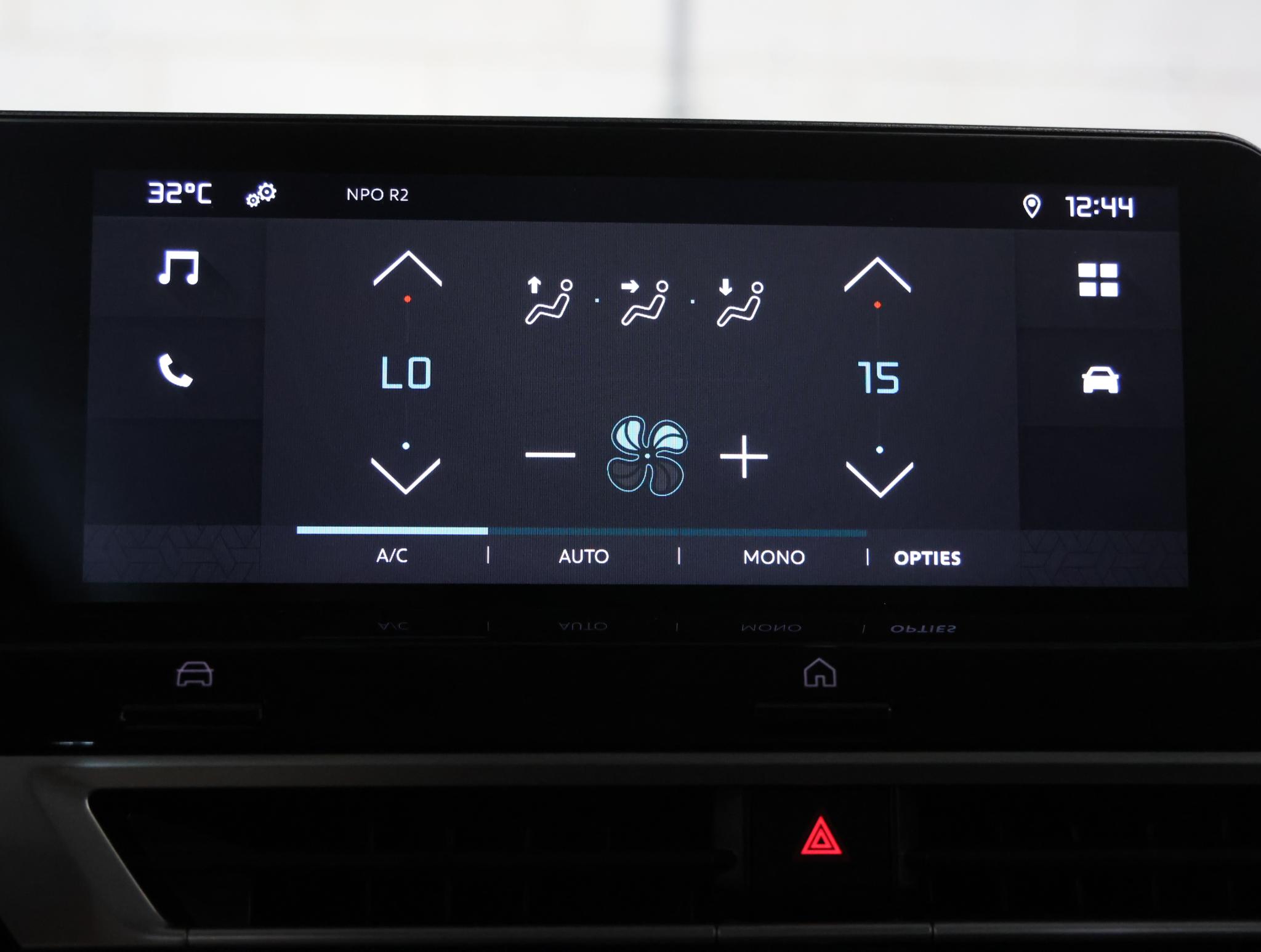 Foto van Citroen E-c4