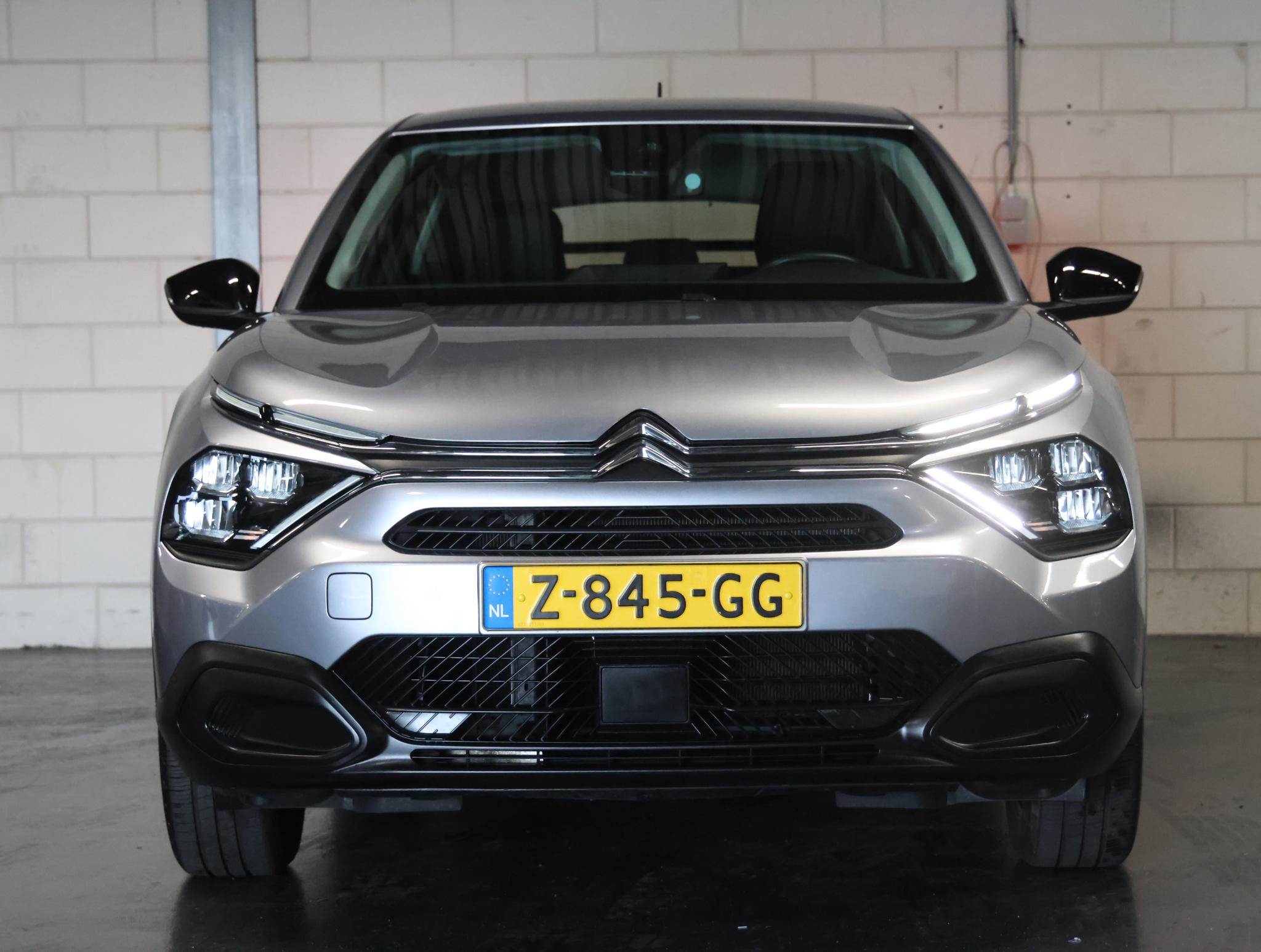 Foto van Citroen E-c4