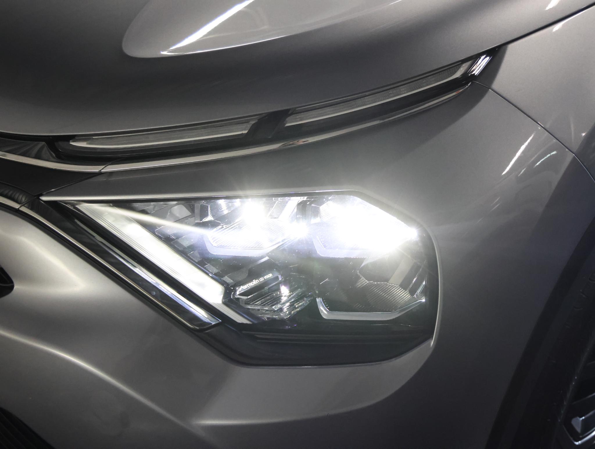 Foto van Citroen E-c4