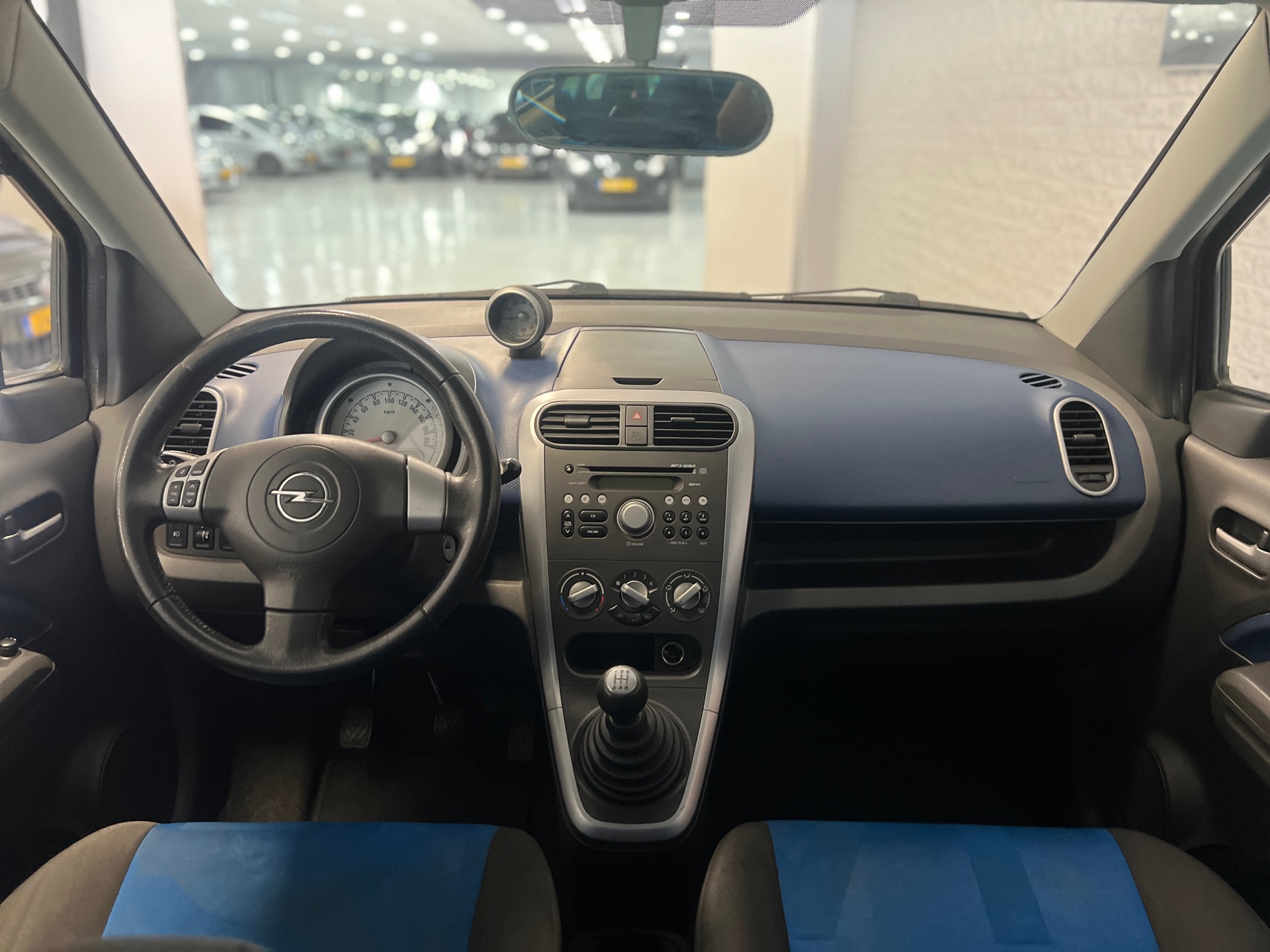 Foto van Opel Agila