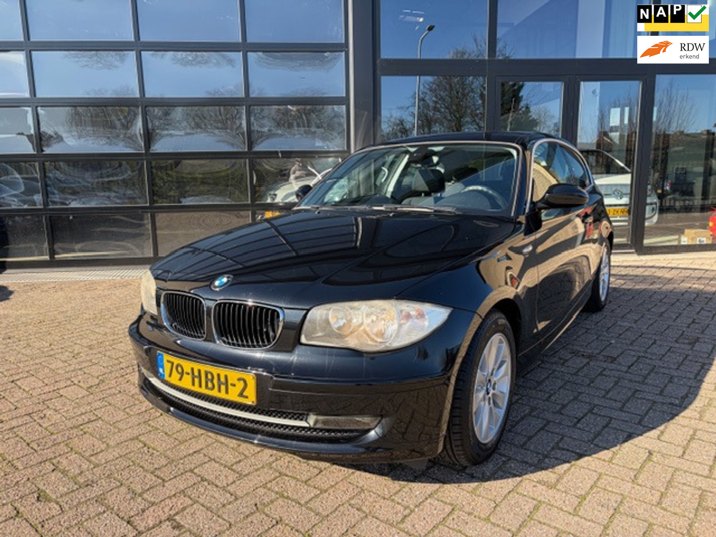 BMW 1er Reihe 120i Business Line, 1 eigenaar, NL-Auto 2008 - voorkant