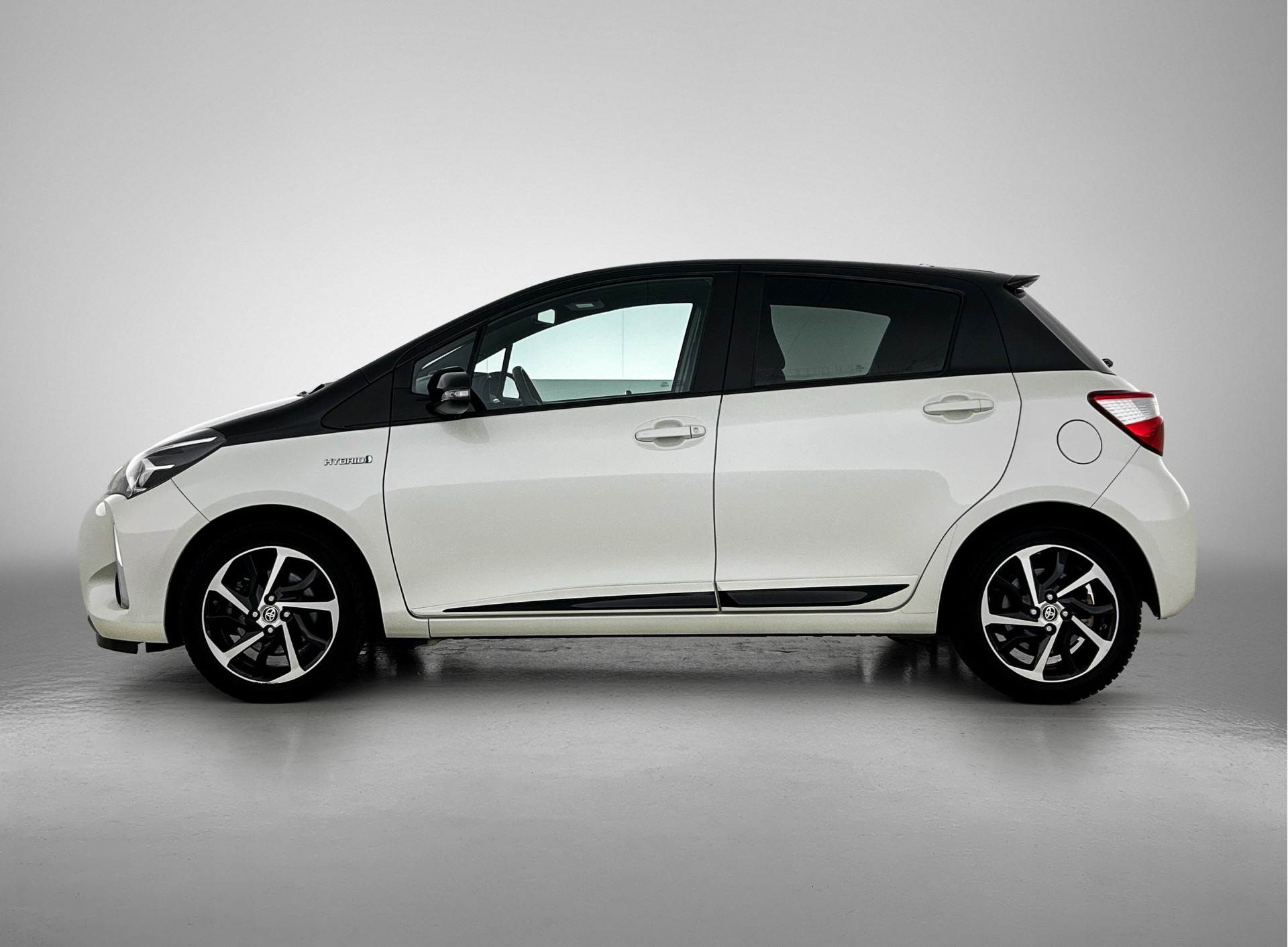 Foto van Toyota Toyota Yaris Hybrid