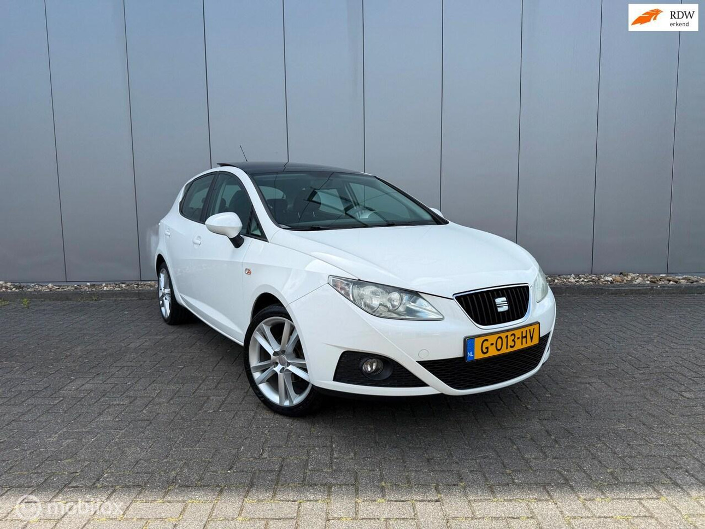 Seat Ibiza 1.4 Sport-up|PANO|CRUISE|AIRCO|LMV 2009 - voorkant