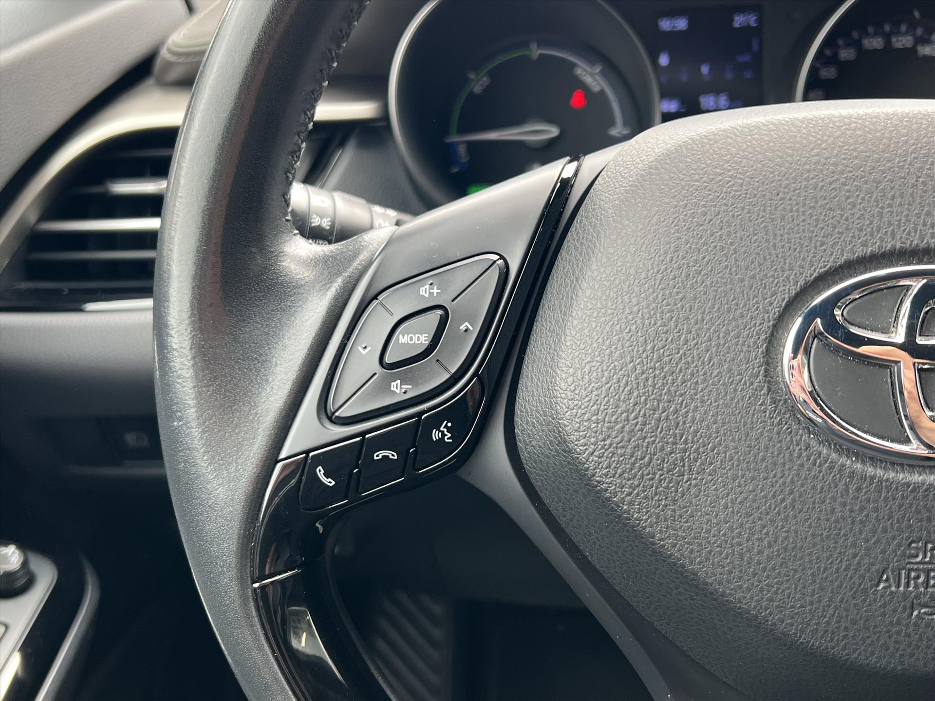 Foto van Toyota Toyota C-hr