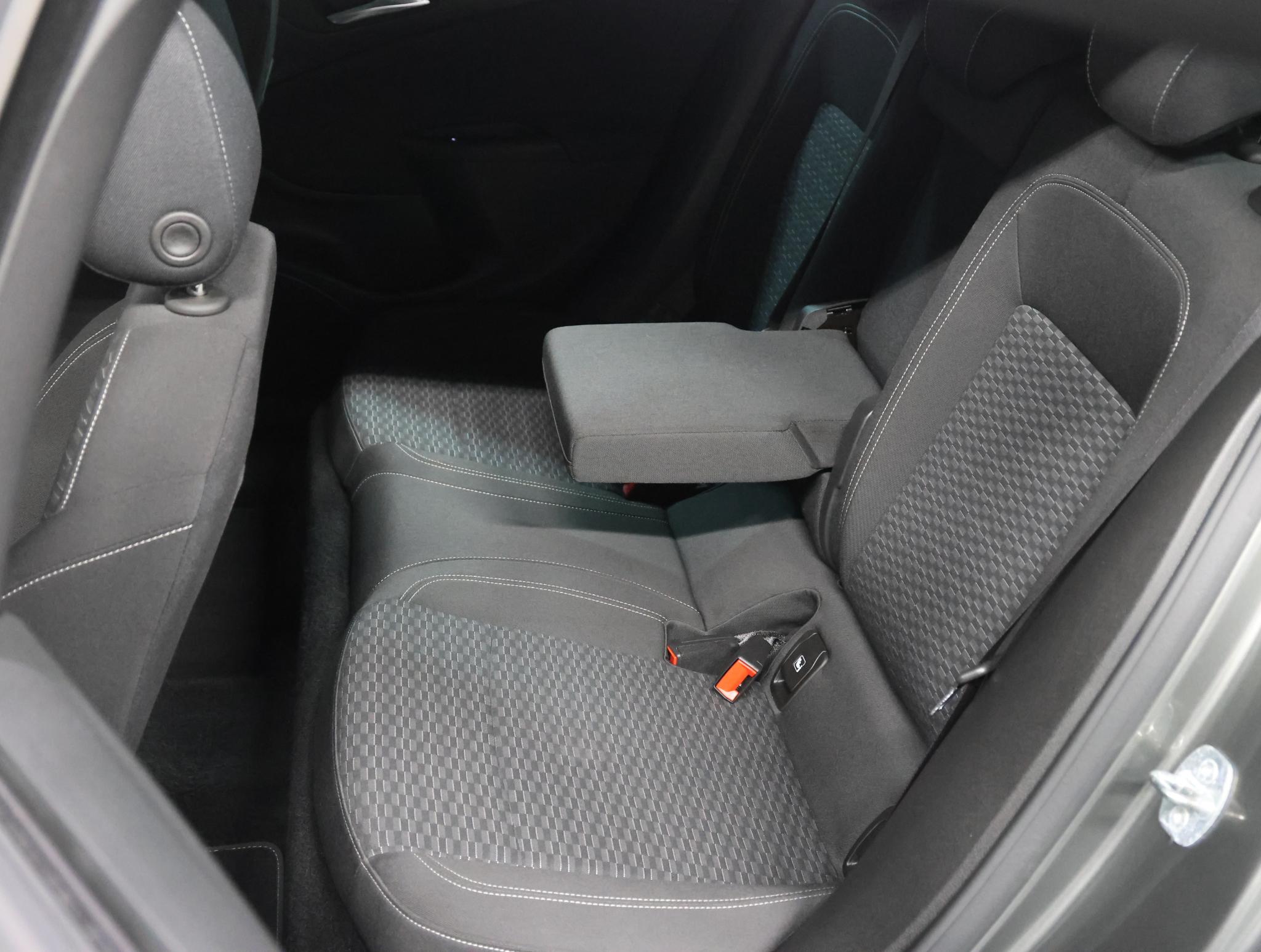 Foto van Opel Astra Sports Tourer