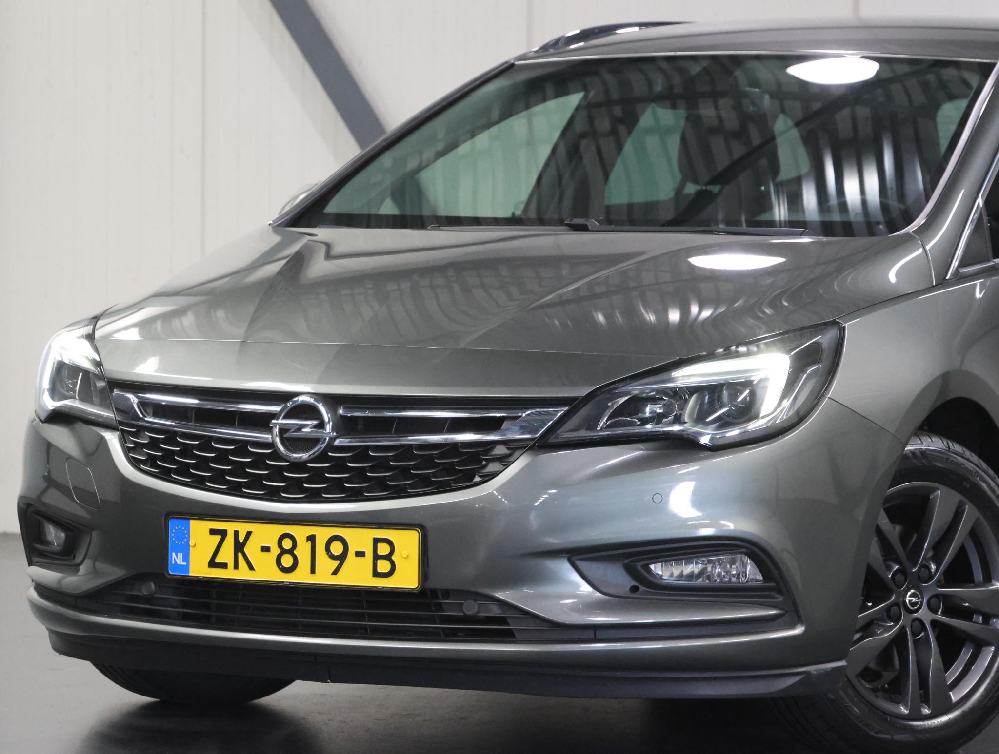 Foto van Opel Astra Sports Tourer