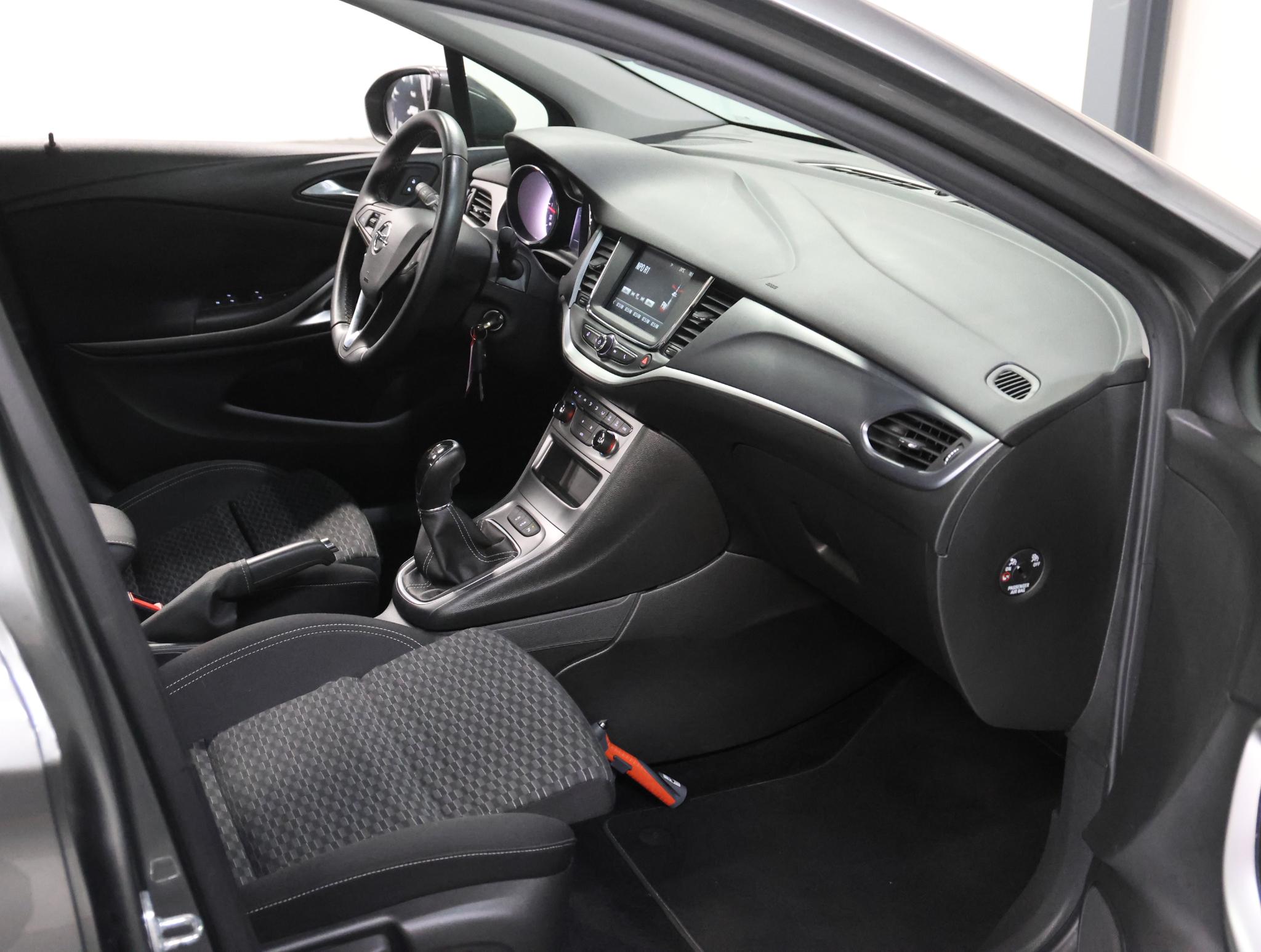 Foto van Opel Astra Sports Tourer