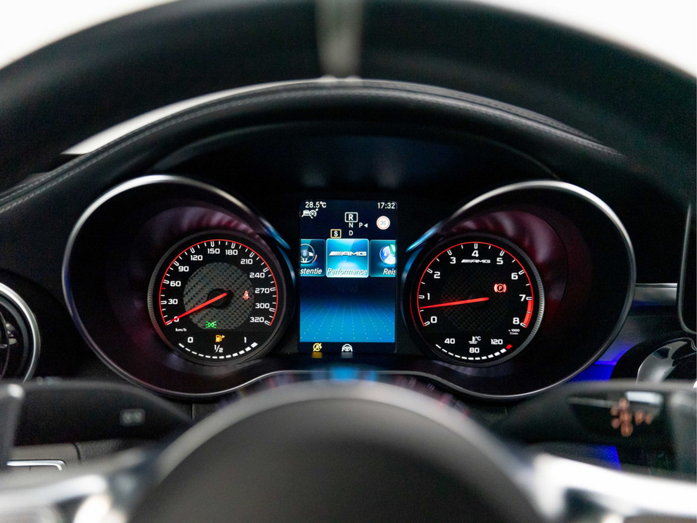 Foto van Mercedes-Benz AMG C 63 S