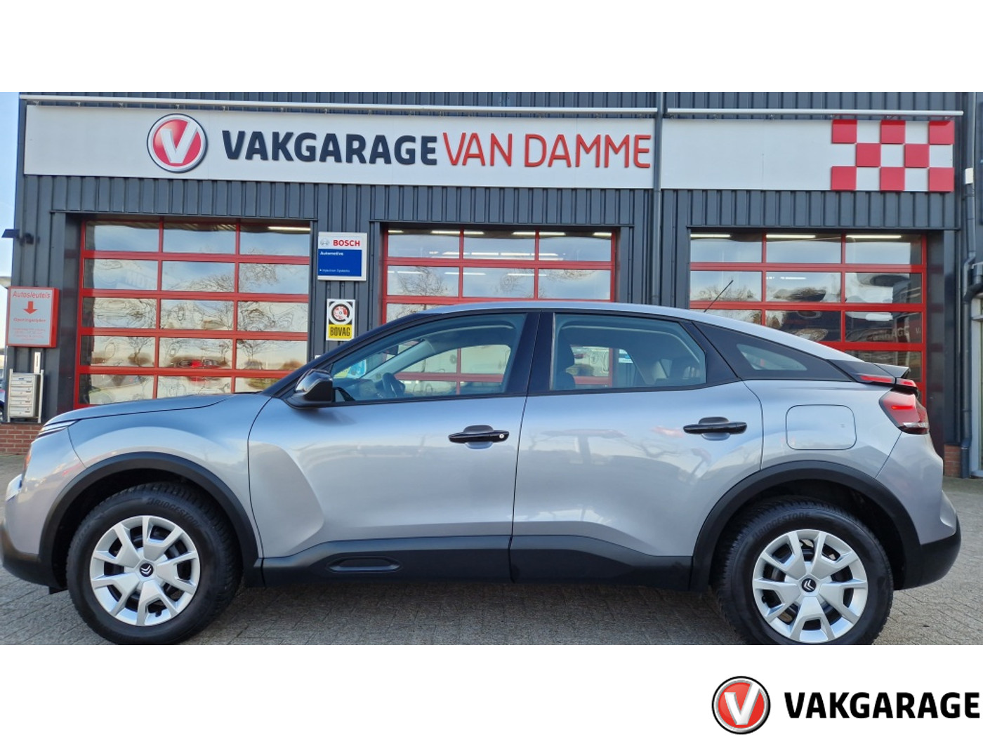 Citroen C4 1.2 Puretech Live 2022 - voorkant