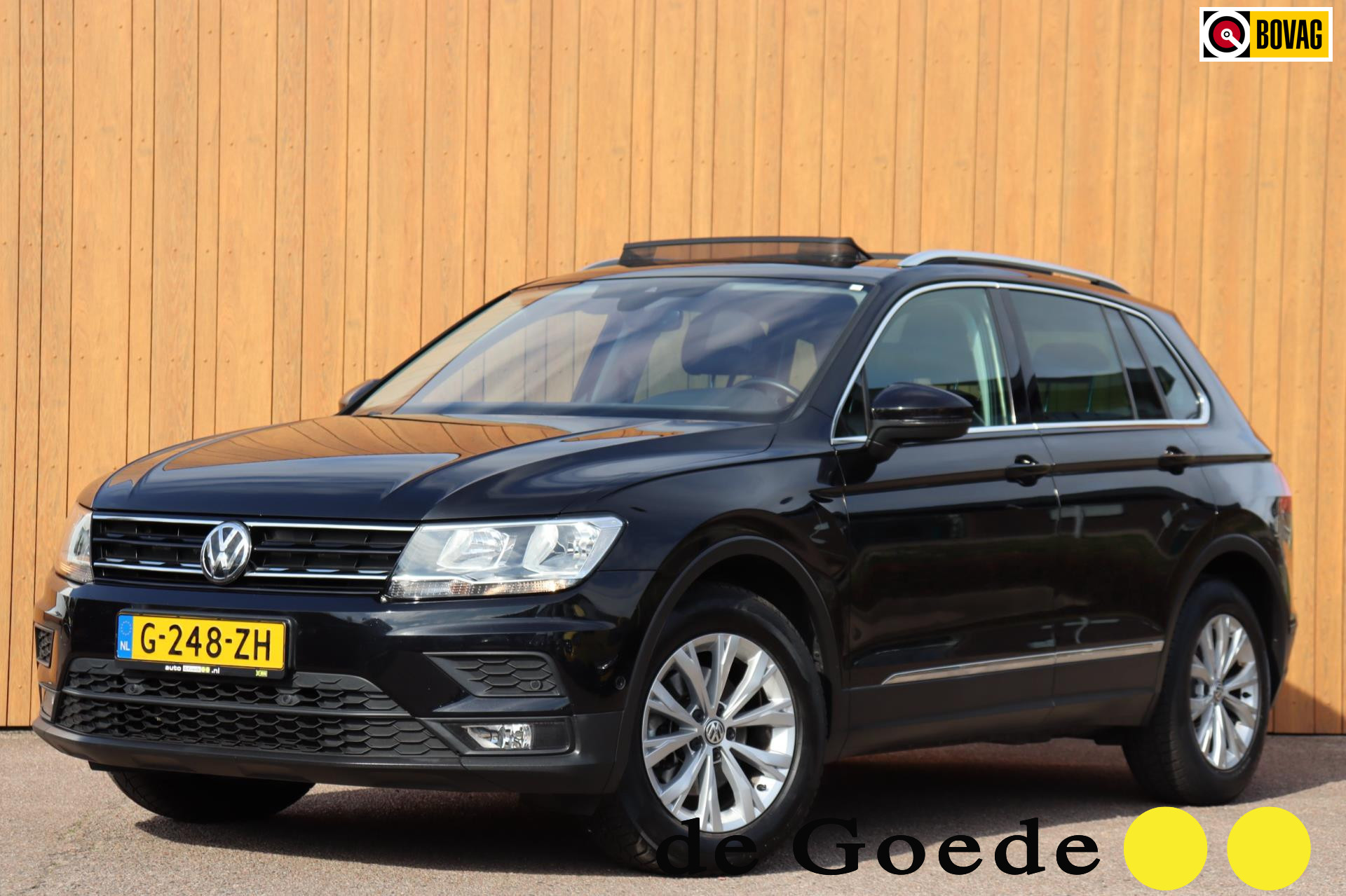 Volkswagen Tiguan 1.5 TSI ACT Comfortline Business org.NL schuifdak camera el.klep 2020 - voorkant