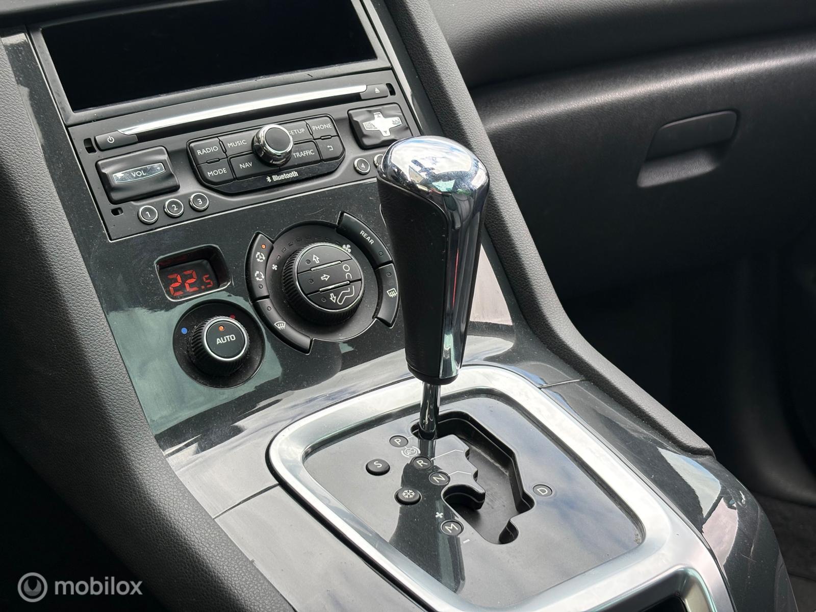 Foto van Peugeot 5008