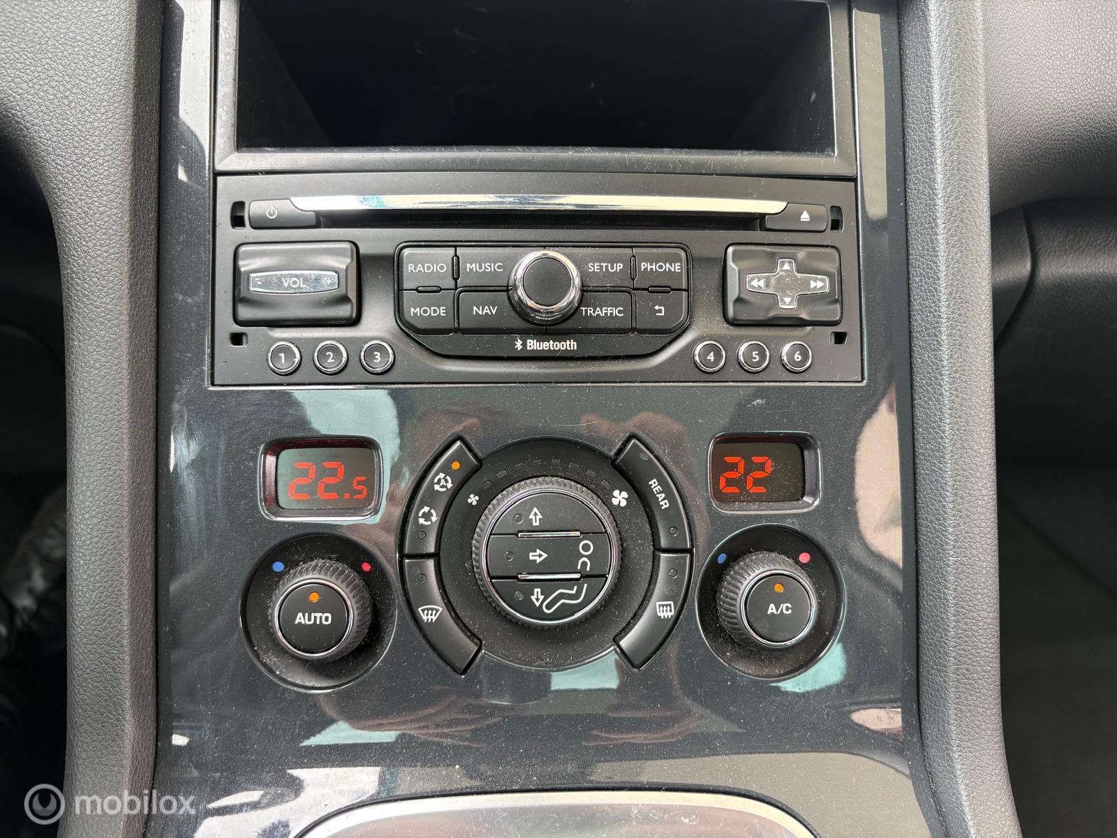 Foto van Peugeot 5008