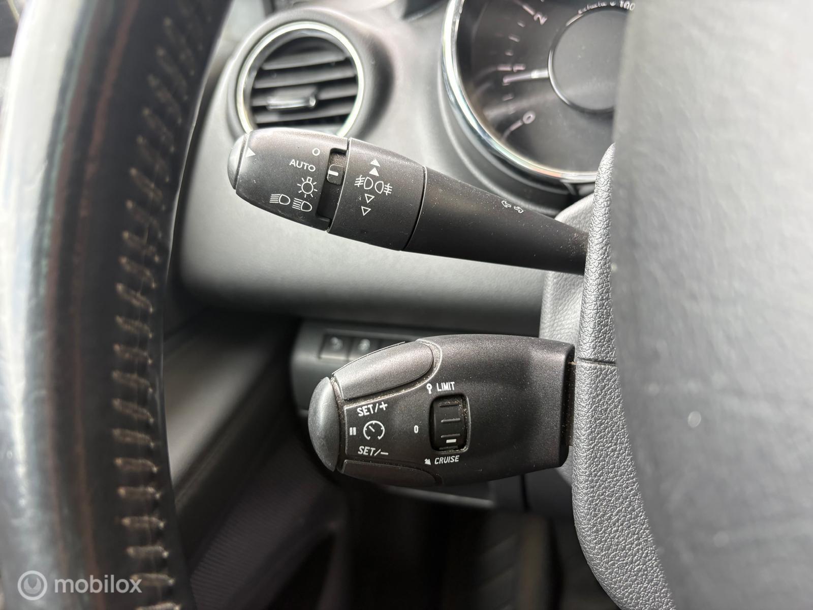 Foto van Peugeot 5008