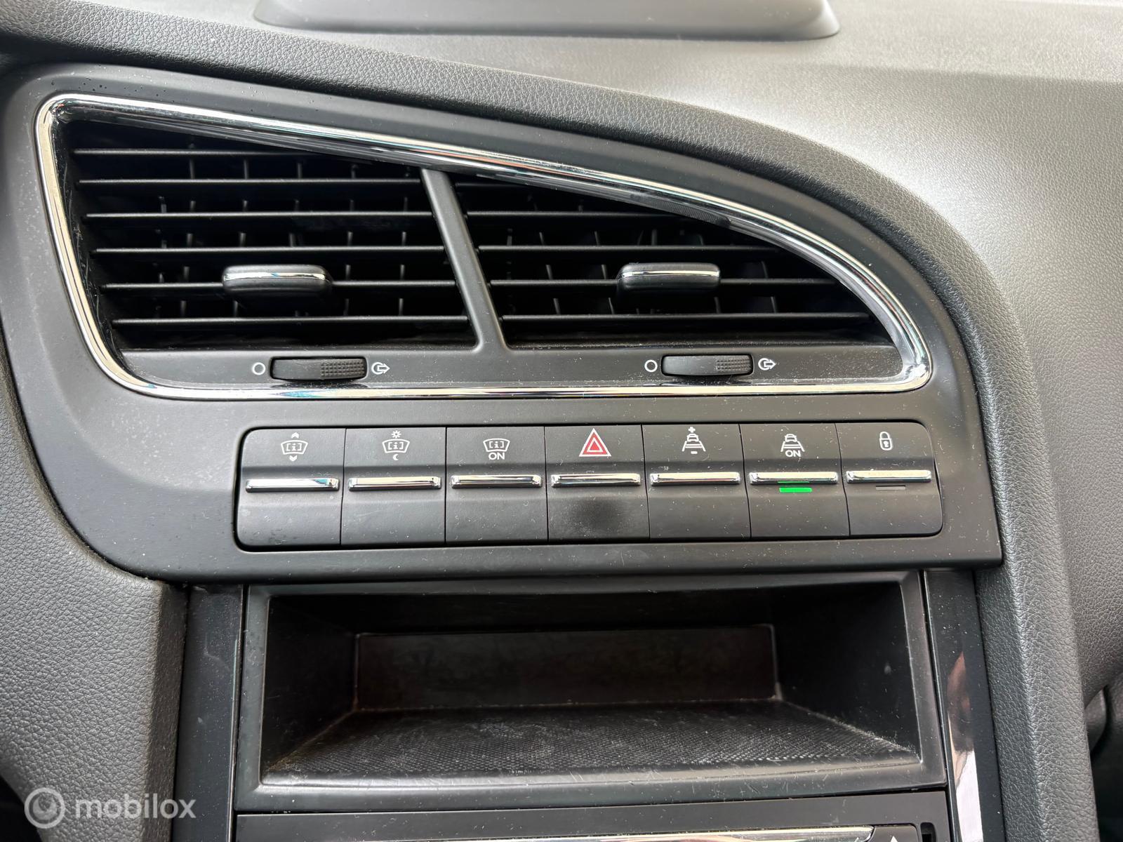 Foto van Peugeot 5008