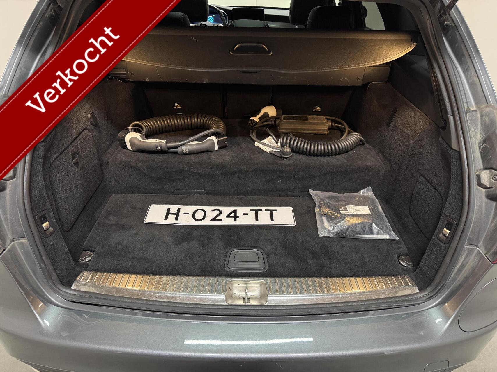 Foto van Mercedes-Benz C 300 E