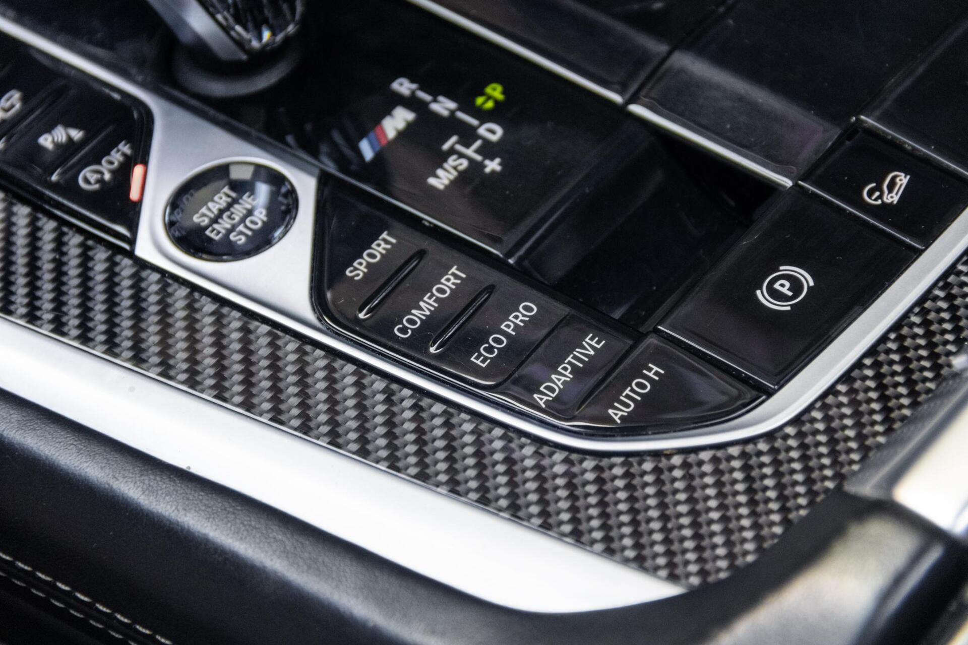 Foto van BMW X6 M50d