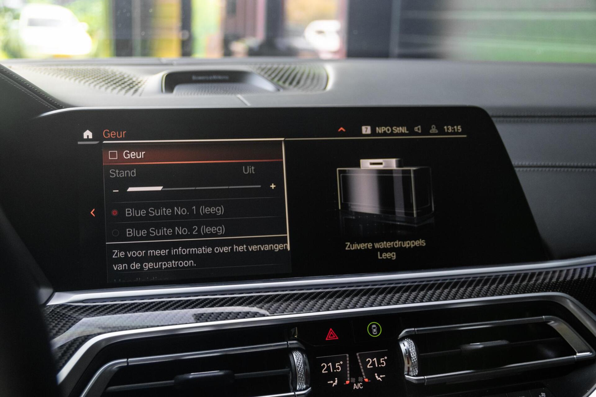 Foto van BMW X6 M50d