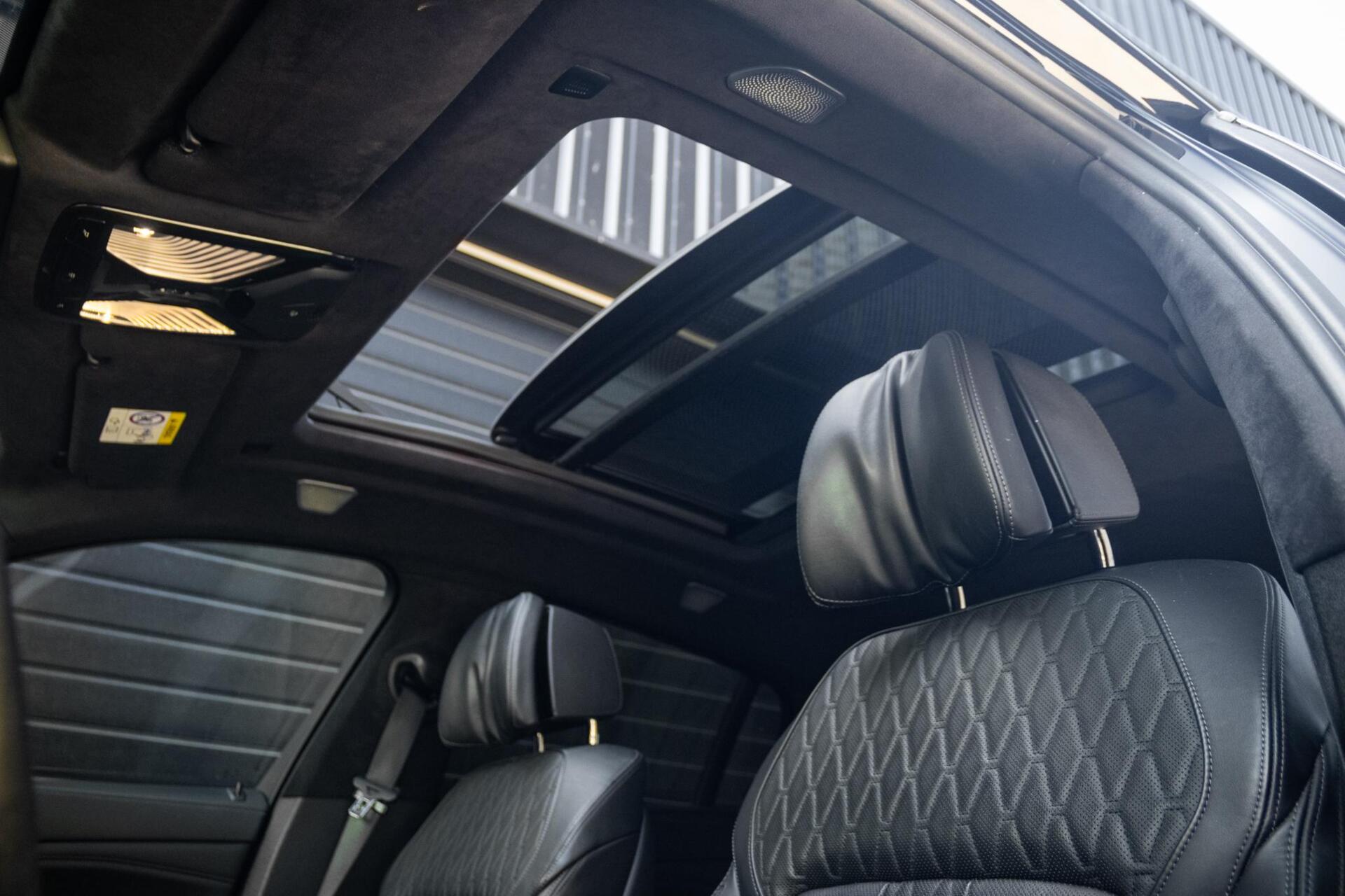 Foto van BMW X6 M50d