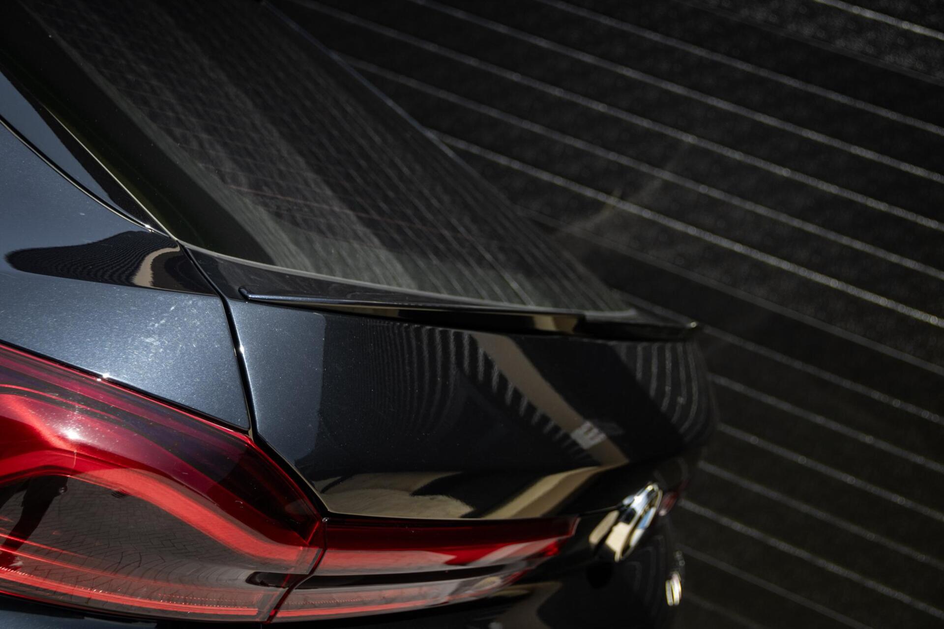 Foto van BMW X6 M50d