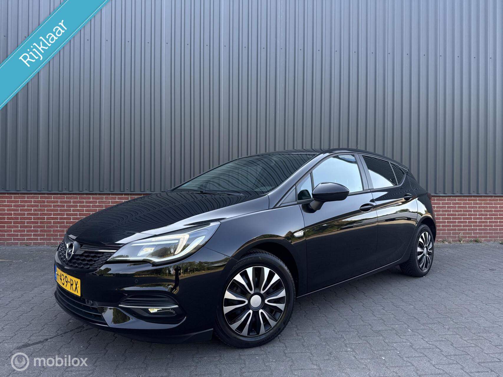 Opel Astra 1.2 Business Executive 2020 - voorkant