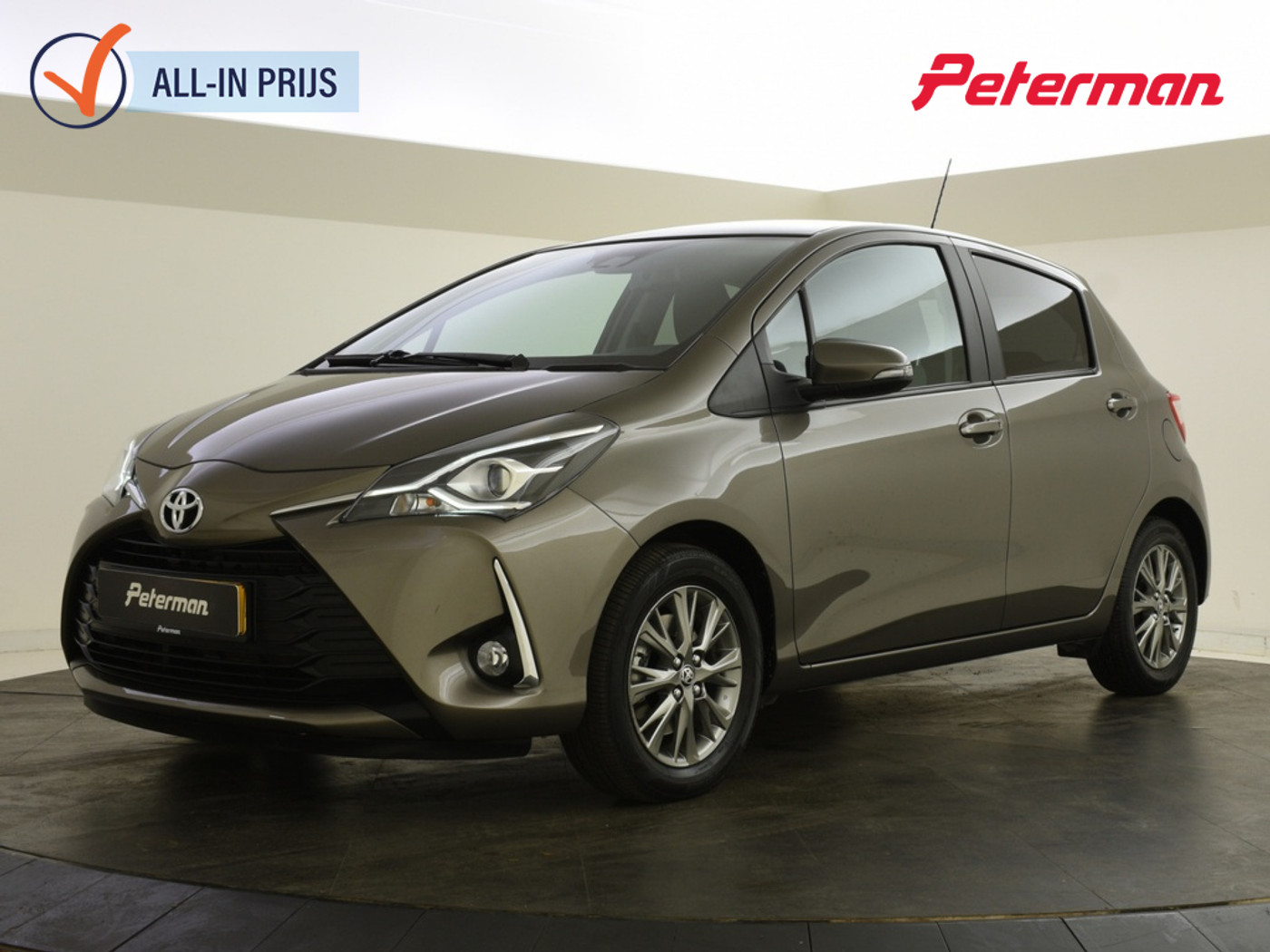 Toyota Toyota Yaris 1.5 VVT-i Dynamic | Trekhaak | Navigatie | Keyless 2020 - voorkant