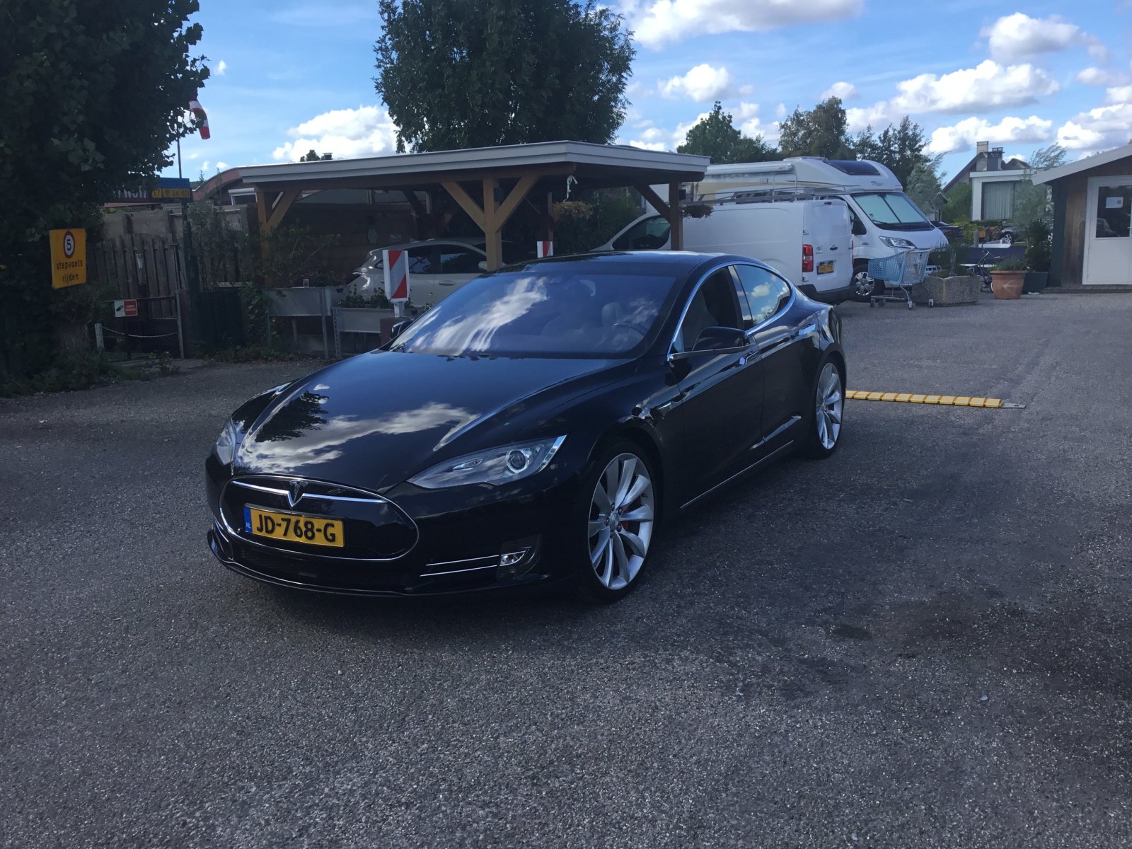 Tesla Model S 90D Performance 2016 - voorkant