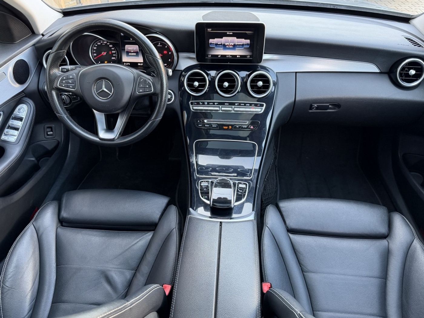 Foto van Mercedes-Benz C 200 Bluetec