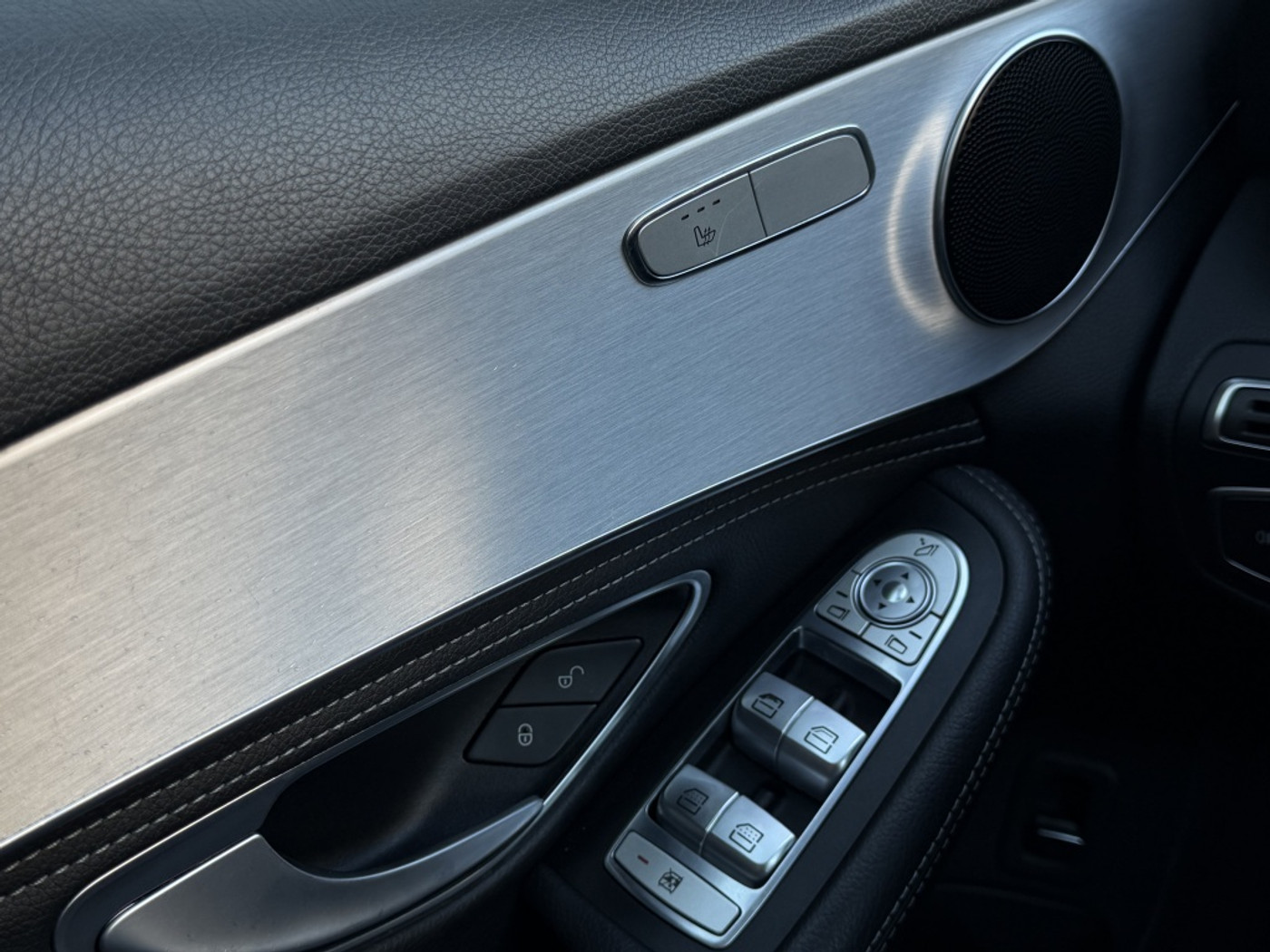 Foto van Mercedes-Benz C 200 Bluetec