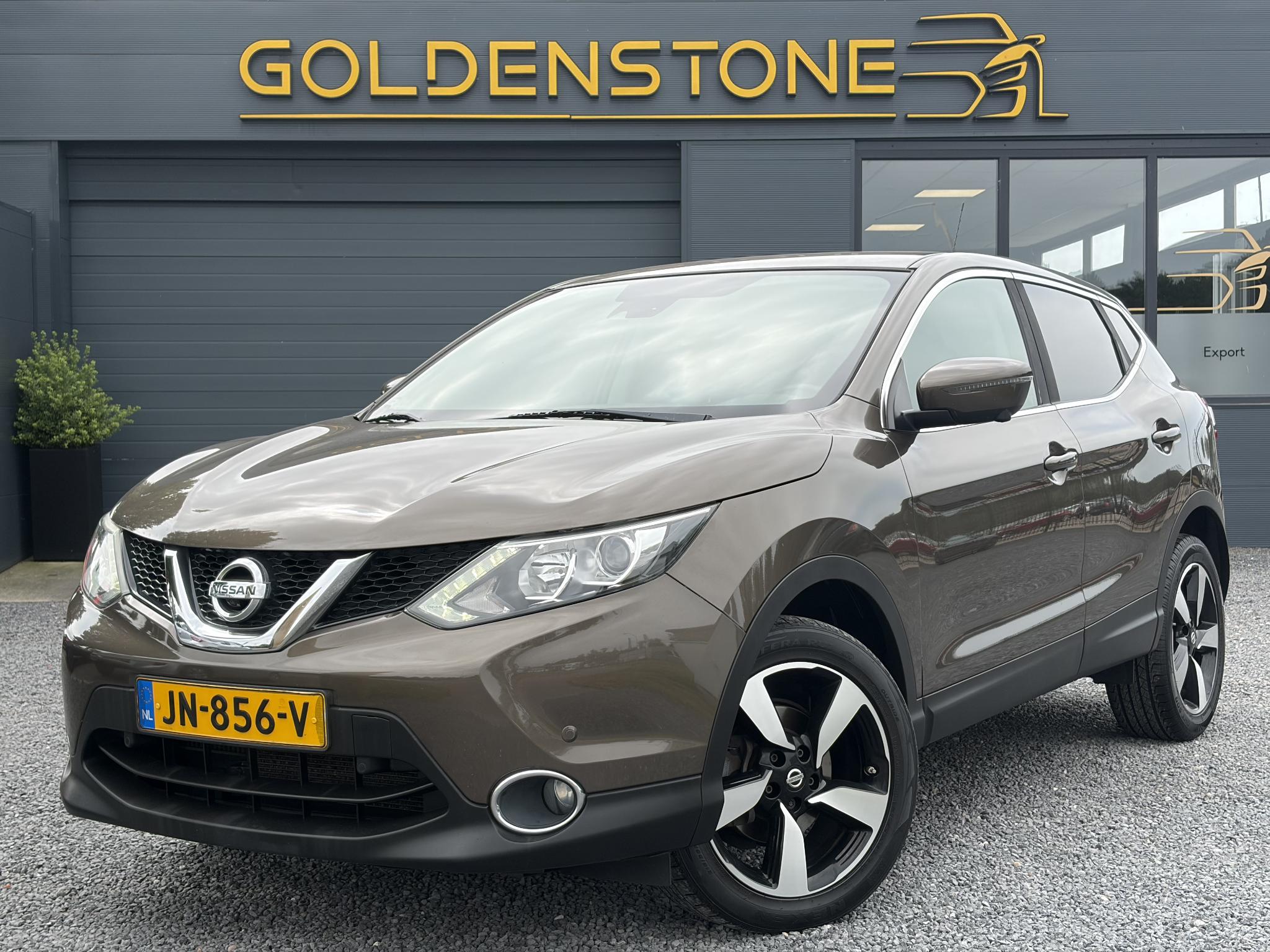 Nissan Qashqai 1.2 N-Connecta 2016 - voorkant