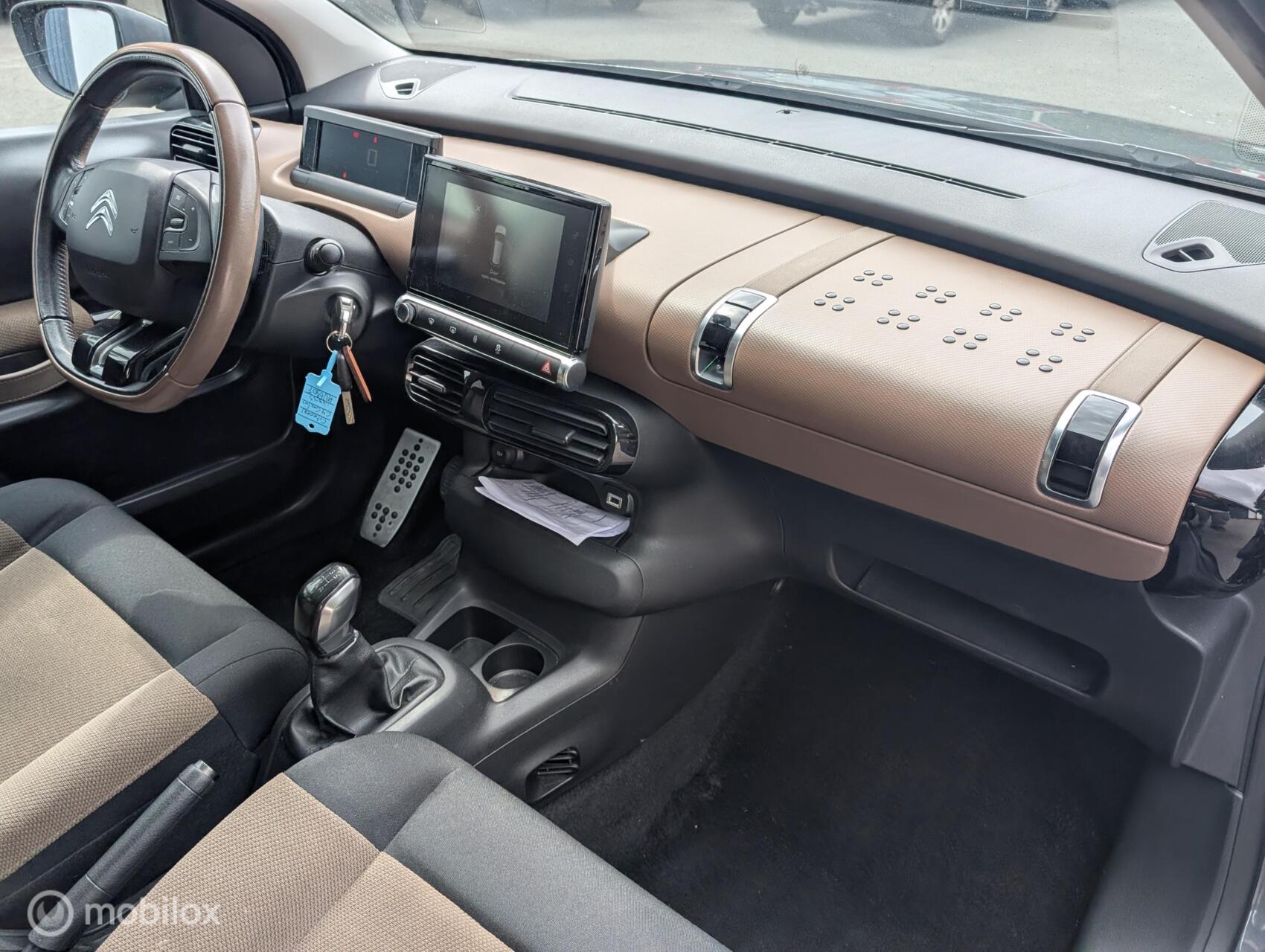 Foto van Citroen C4 Cactus