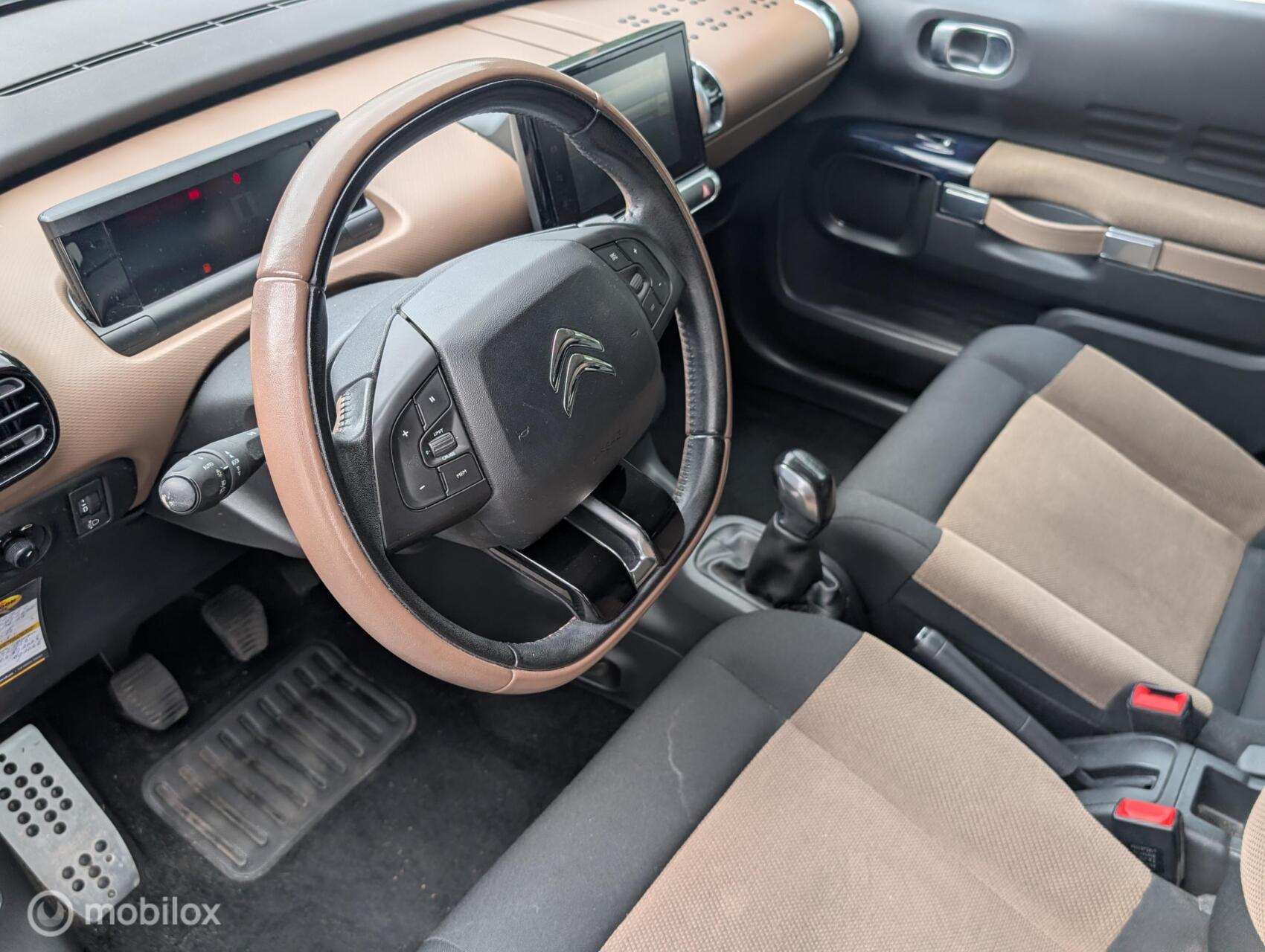 Foto van Citroen C4 Cactus