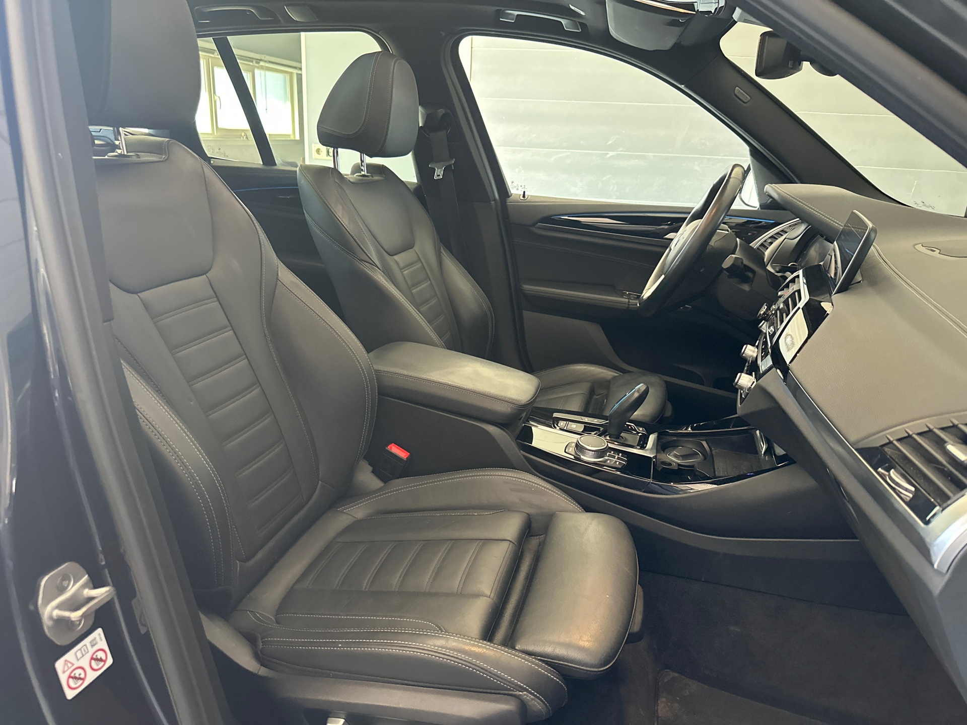Foto van BMW Ix3