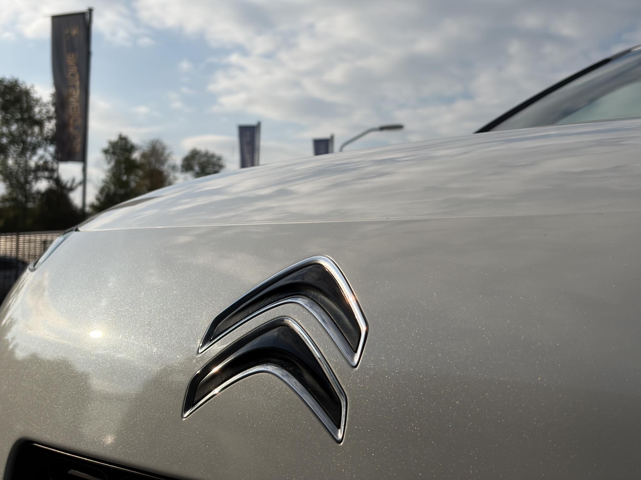 Foto van Citroen C4 Cactus