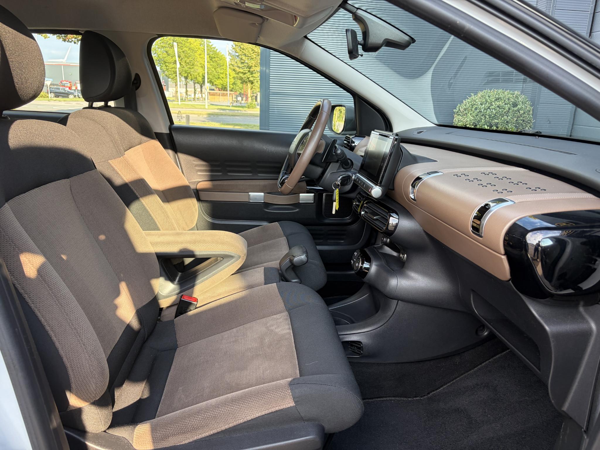 Foto van Citroen C4 Cactus