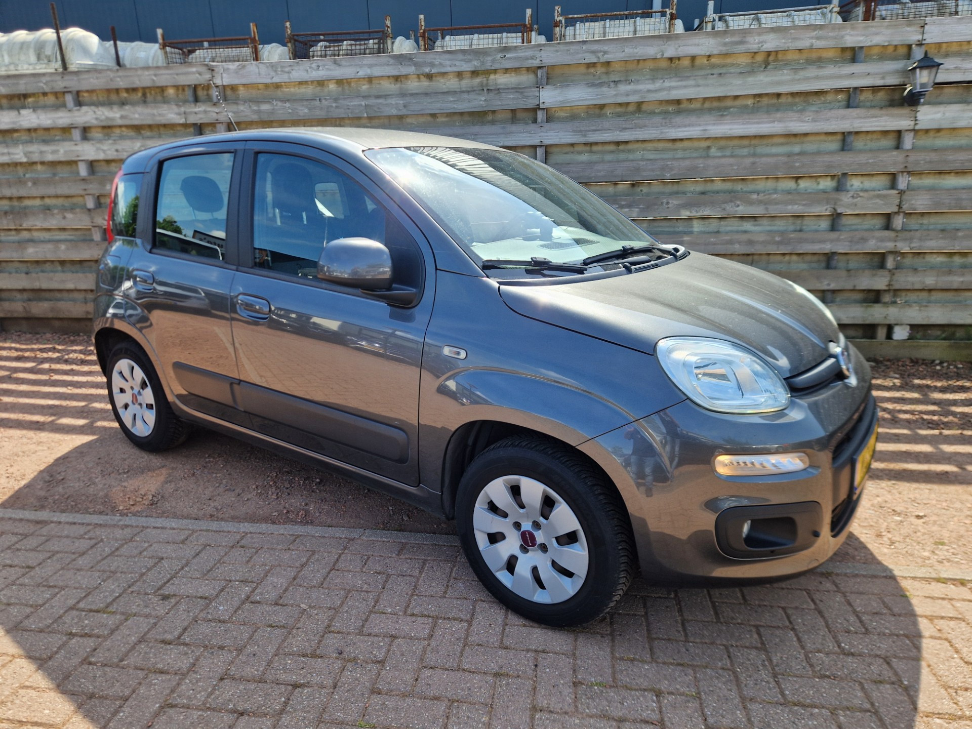 Fiat Panda 0.9 TwinAir Lounge Airco 2016 - voorkant