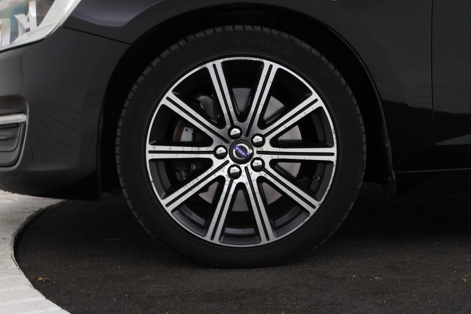 Foto van Volvo V60 Twin Engine