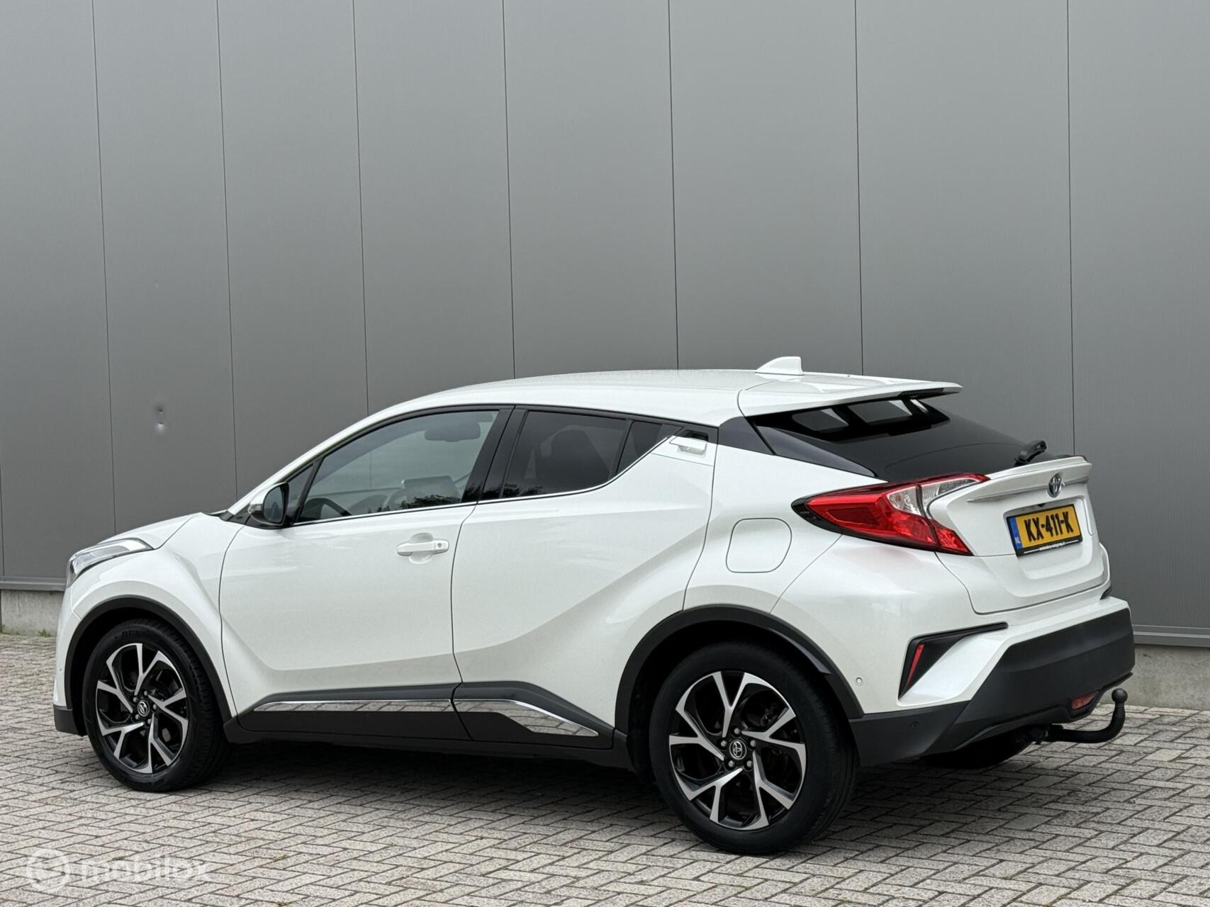 Foto van Toyota Toyota C-hr