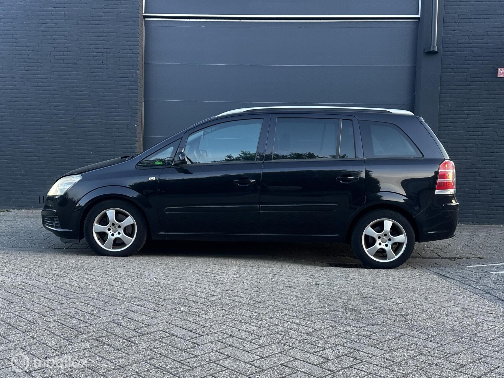 Foto van Opel Zafira