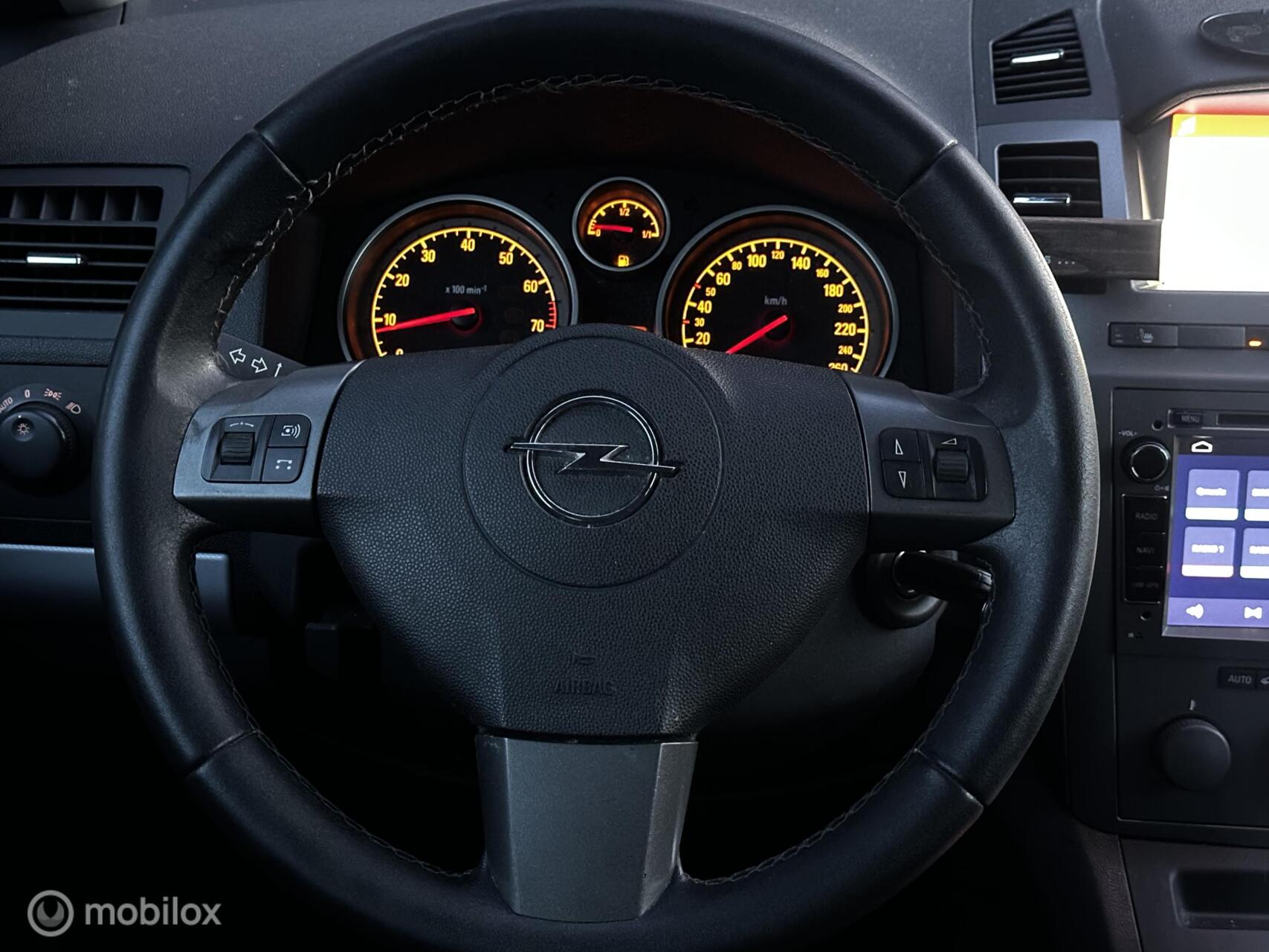Foto van Opel Zafira