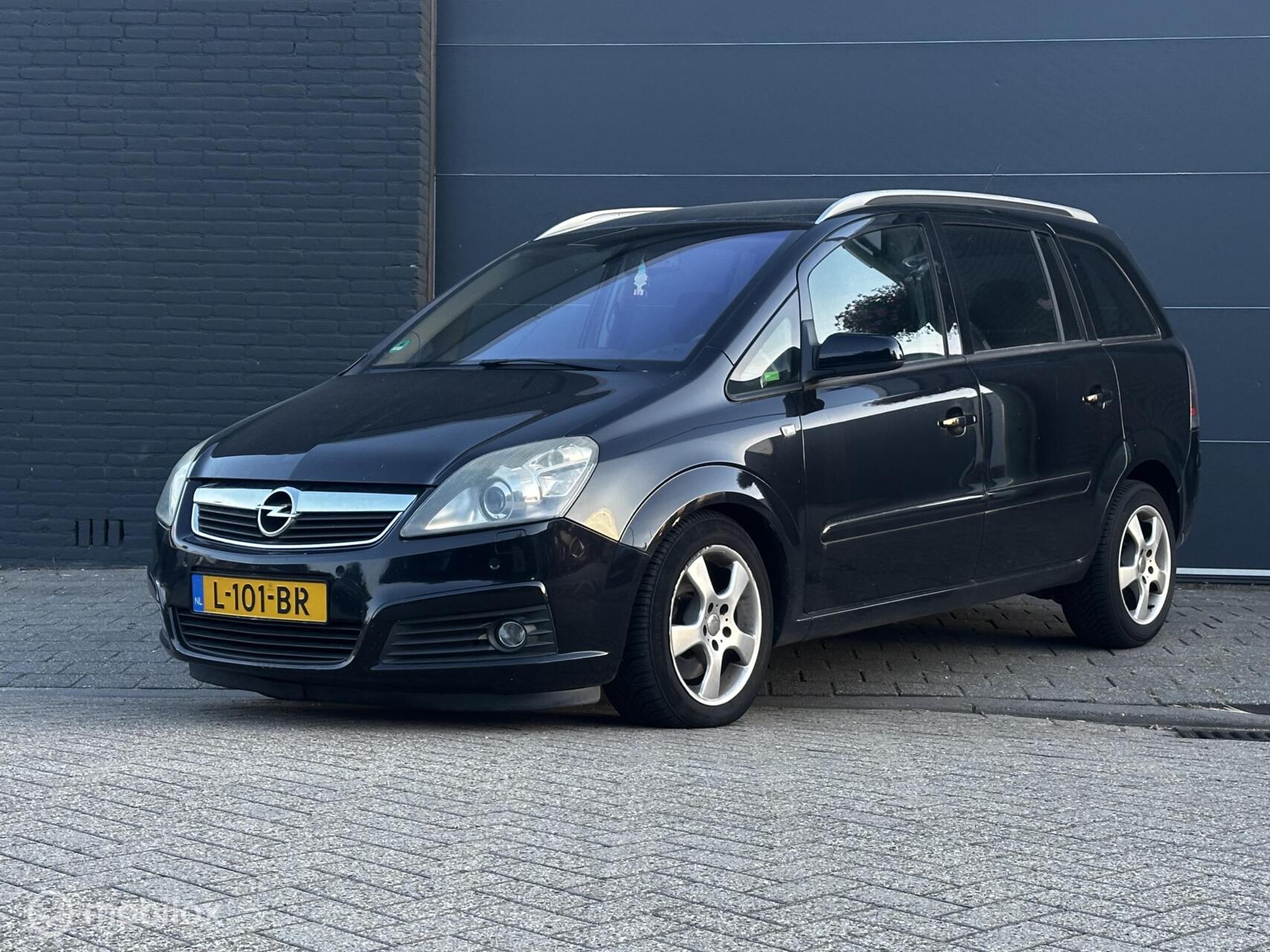Foto van Opel Zafira
