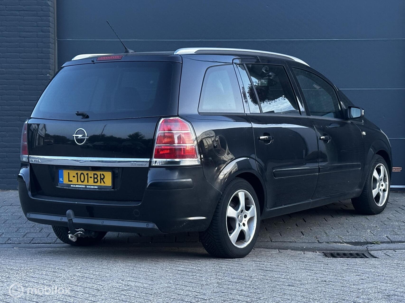 Foto van Opel Zafira