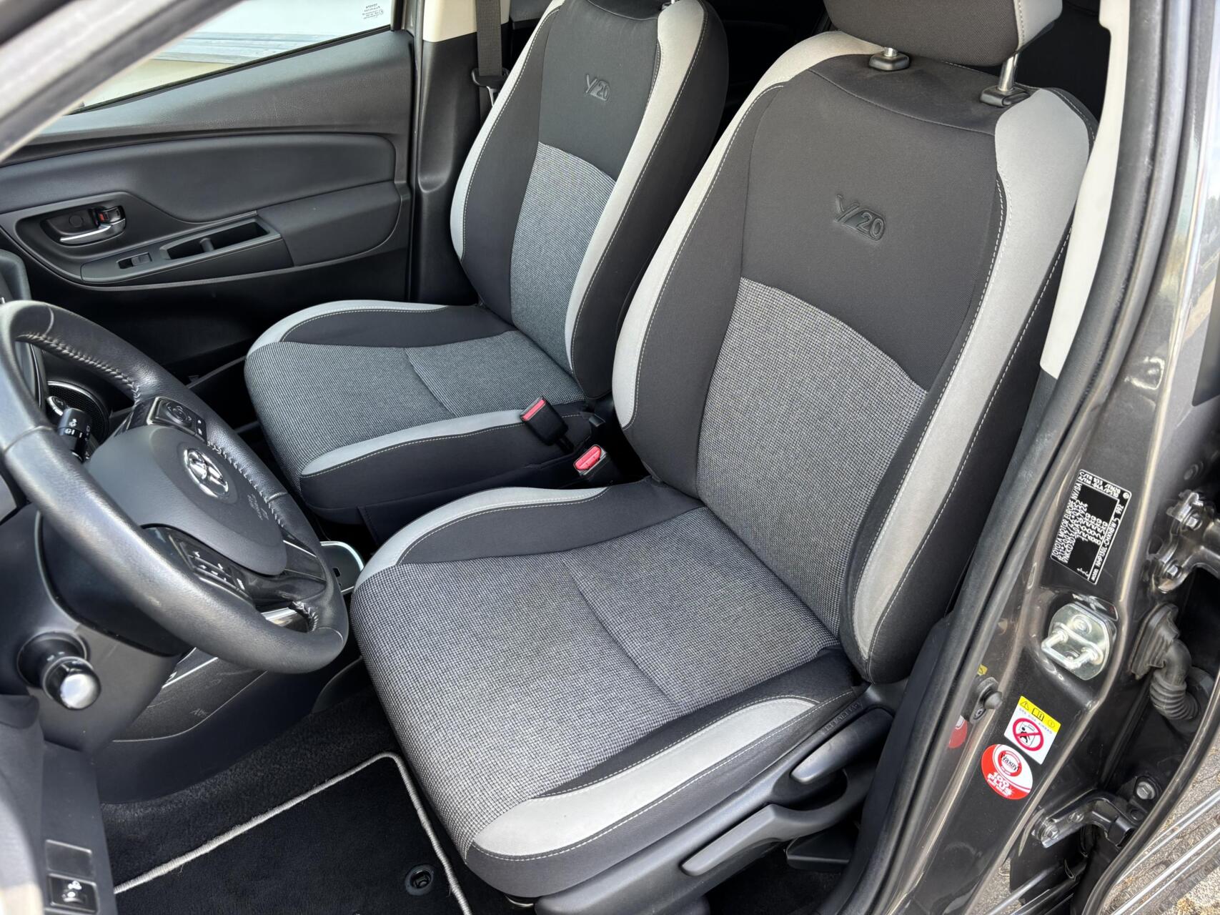 Foto van Toyota Toyota Yaris Hybrid