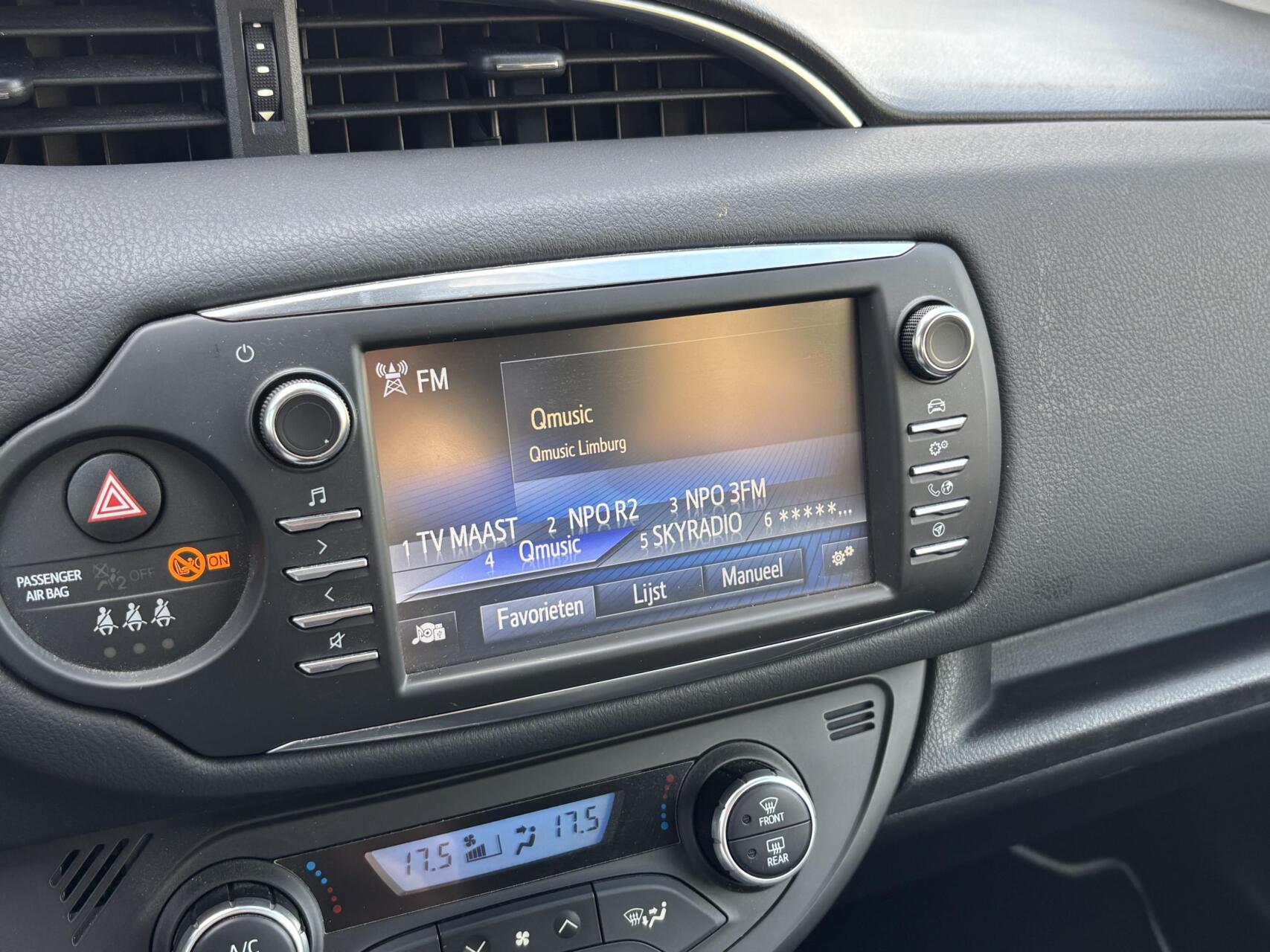 Foto van Toyota Toyota Yaris Hybrid