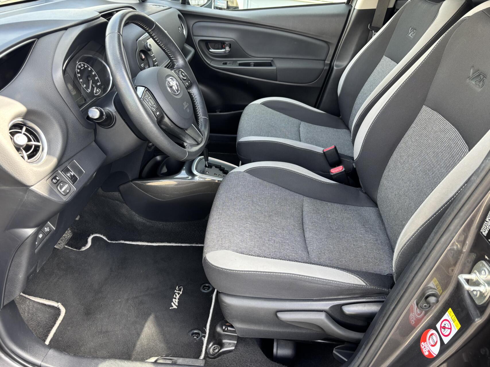 Foto van Toyota Toyota Yaris Hybrid