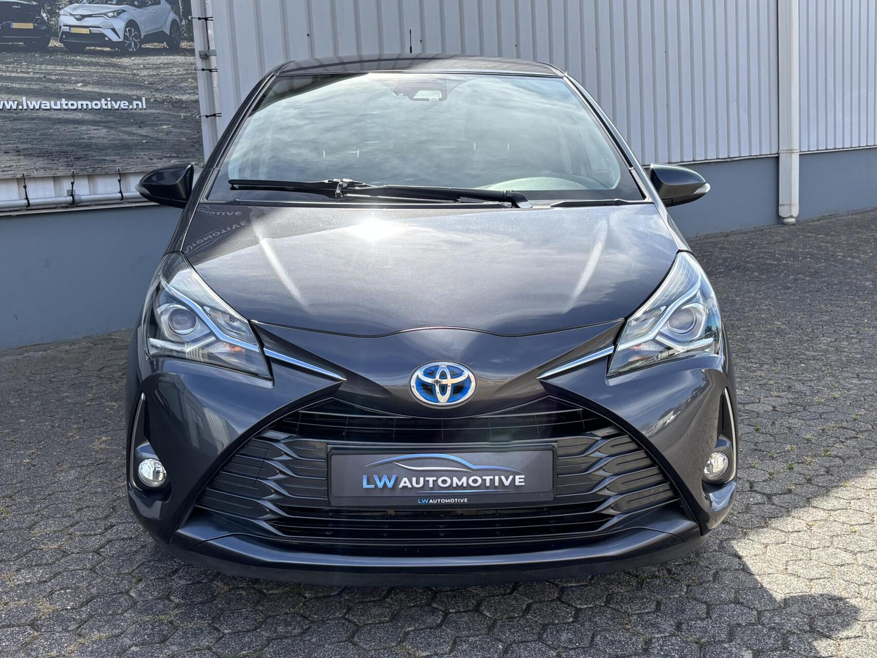 Foto van Toyota Toyota Yaris Hybrid
