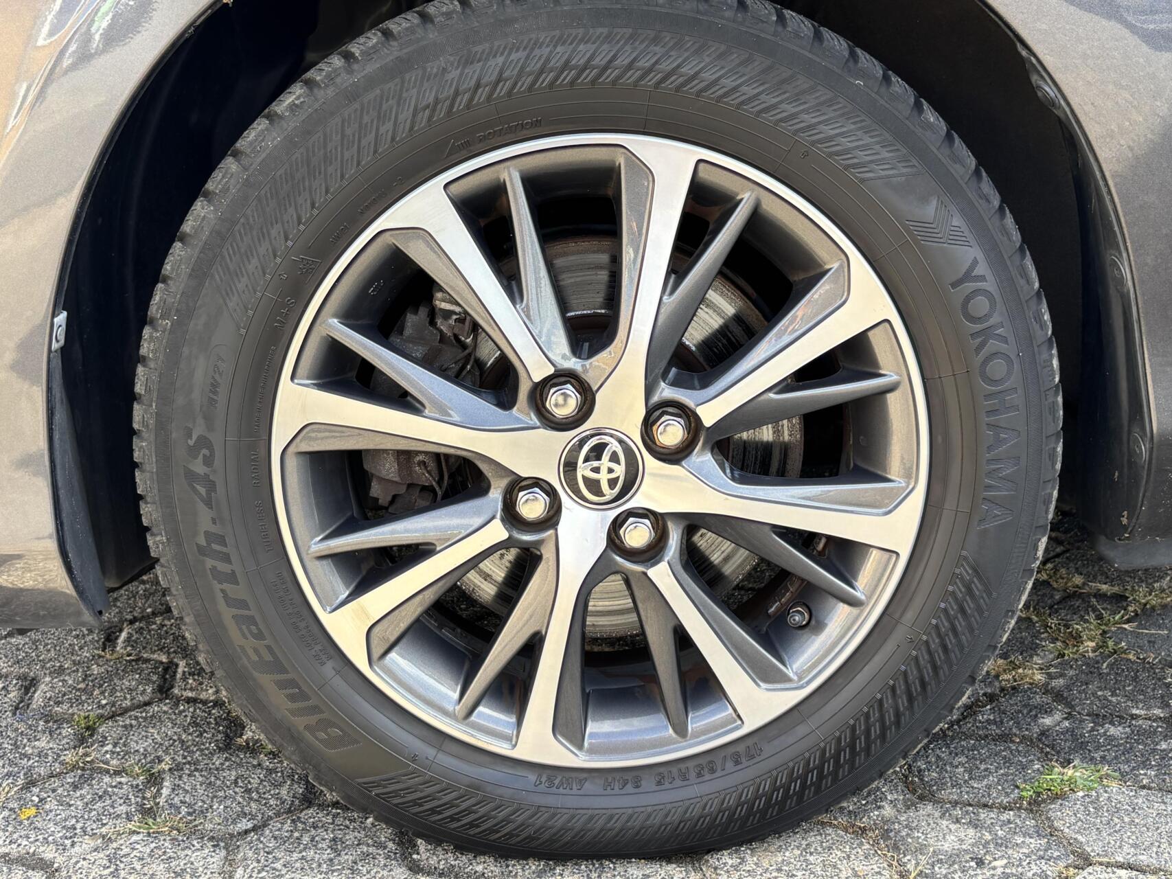 Foto van Toyota Toyota Yaris Hybrid