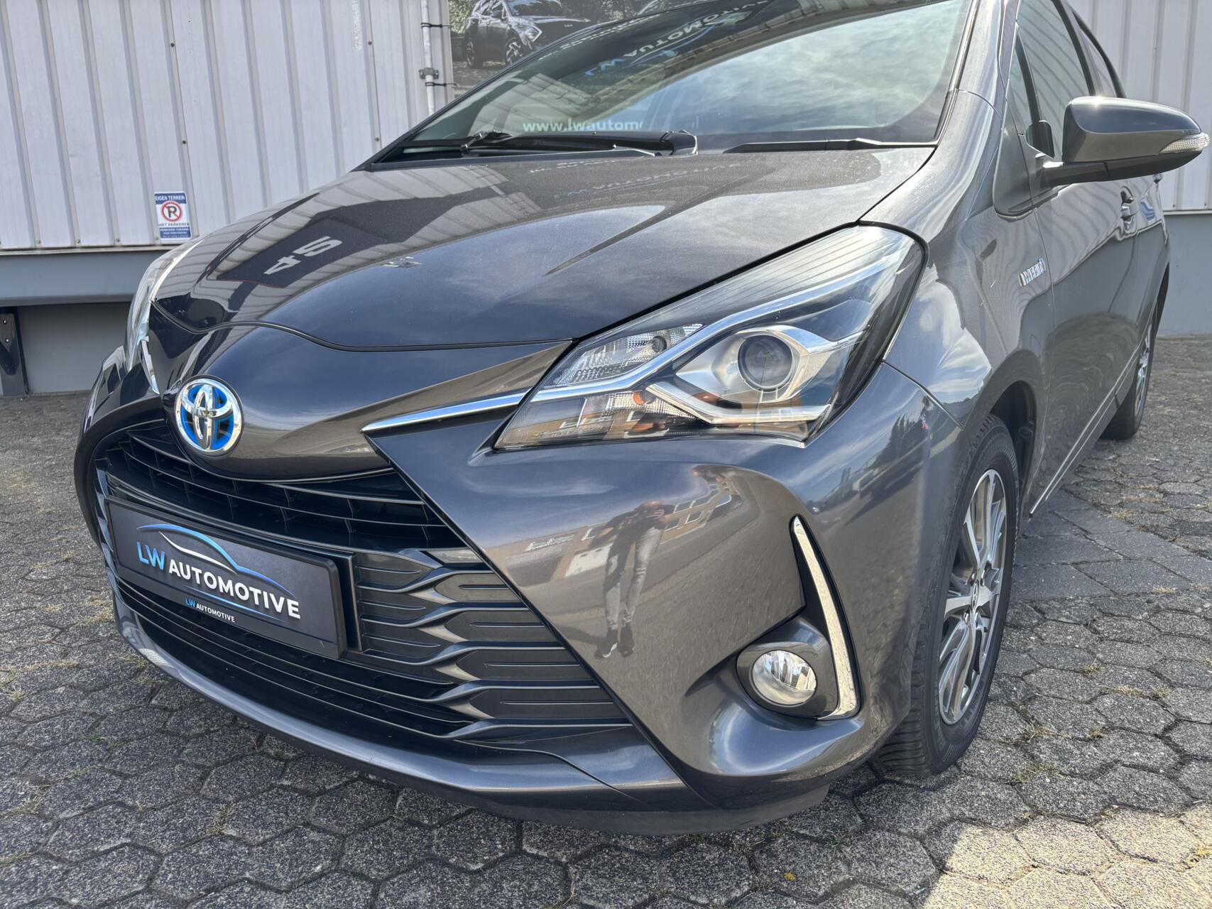Foto van Toyota Toyota Yaris Hybrid